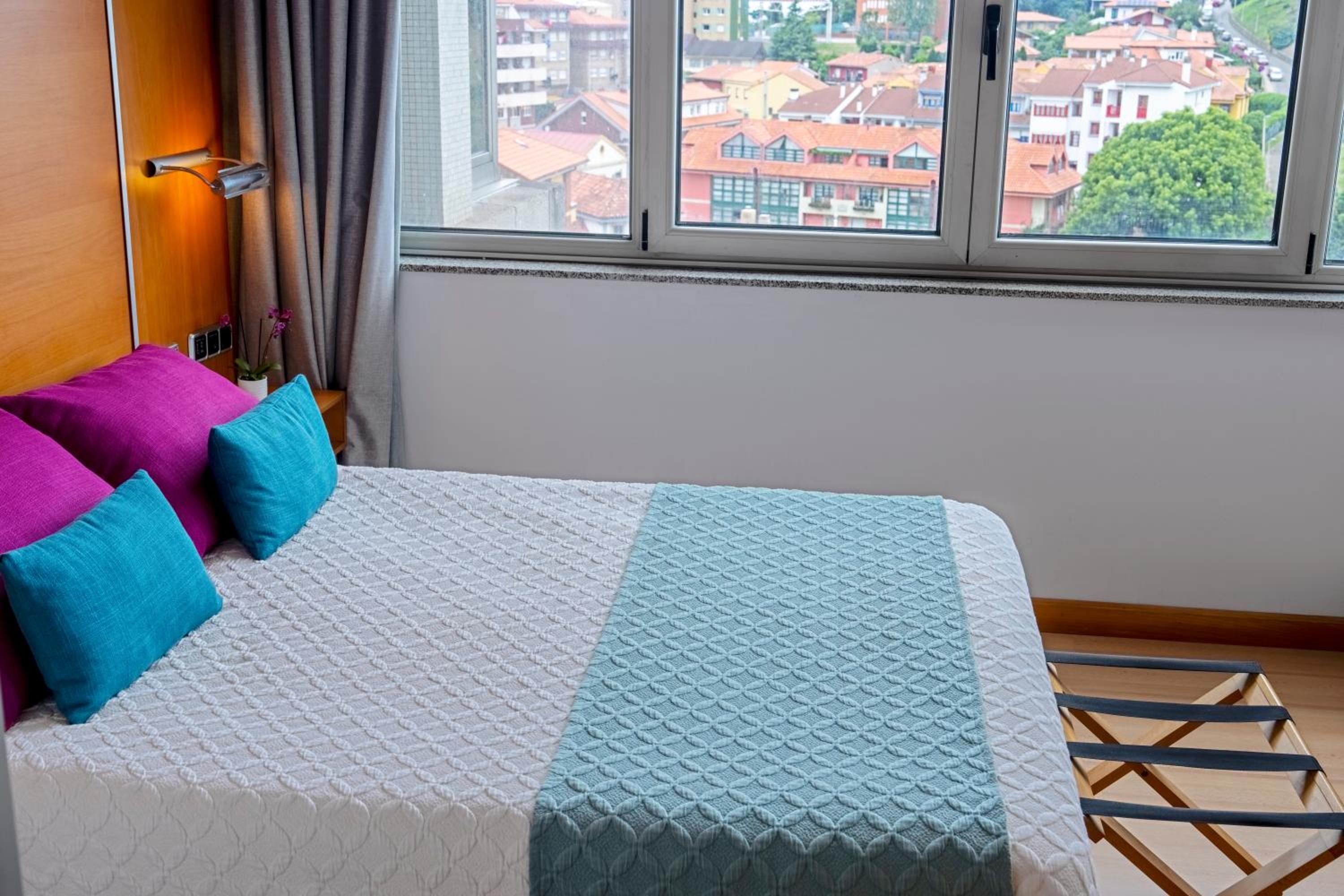 1 Double Bed, Superior Room, Sea View - Photo 2
