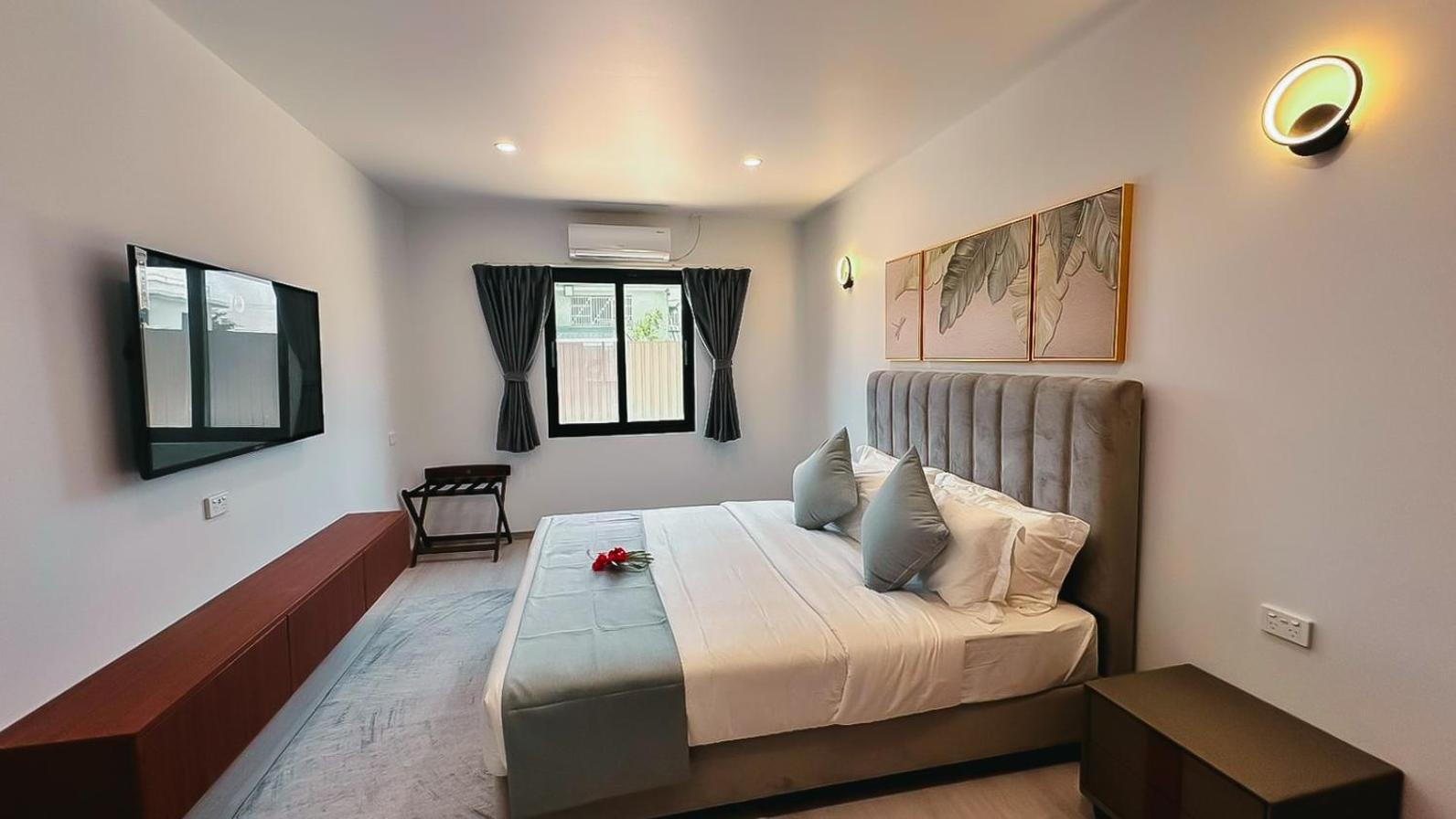 One-Bedroom Suite