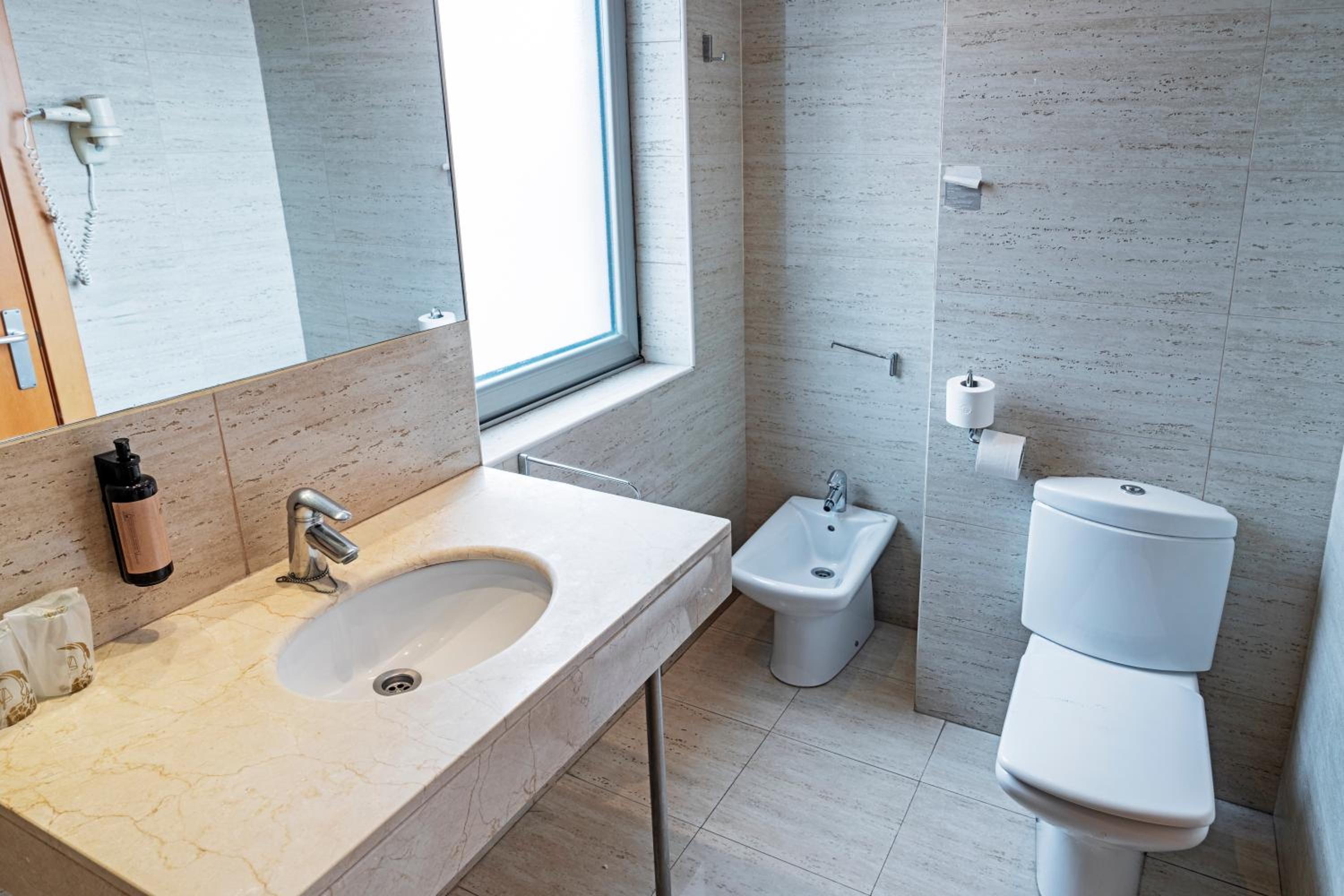 2 Single Beds, Superior Room, City View - Photo 4