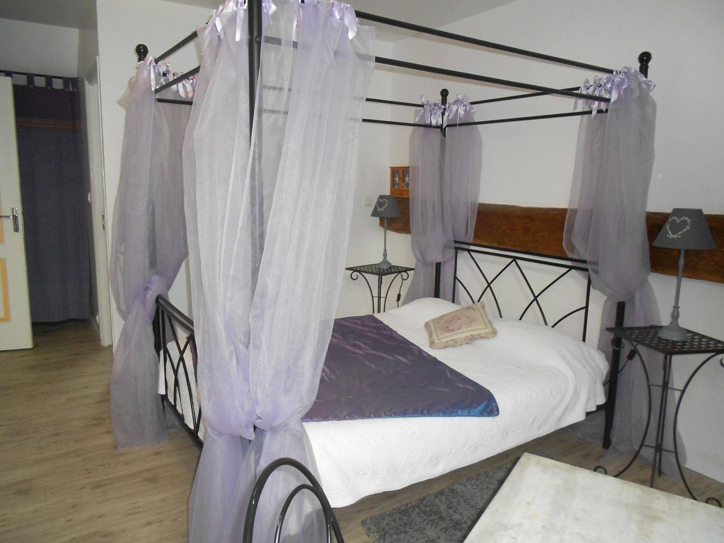 Double Room - Photo 4