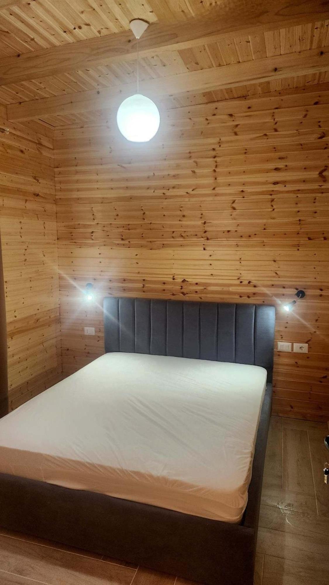 One-Bedroom Cottage