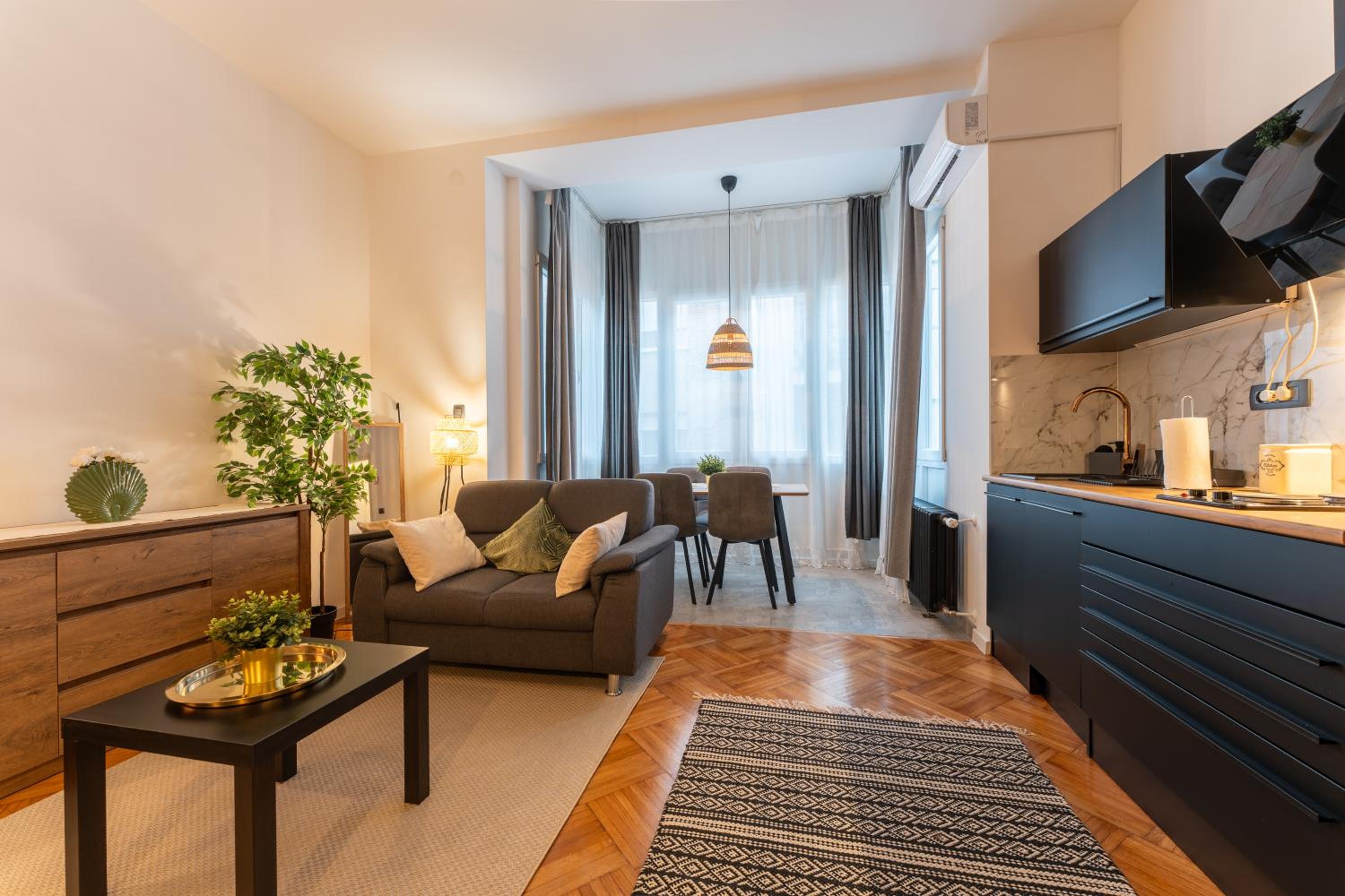 Studio Apartment