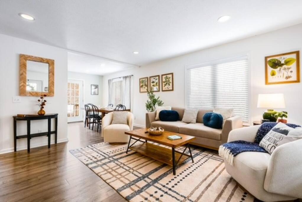 Four-Bedroom House photo 3