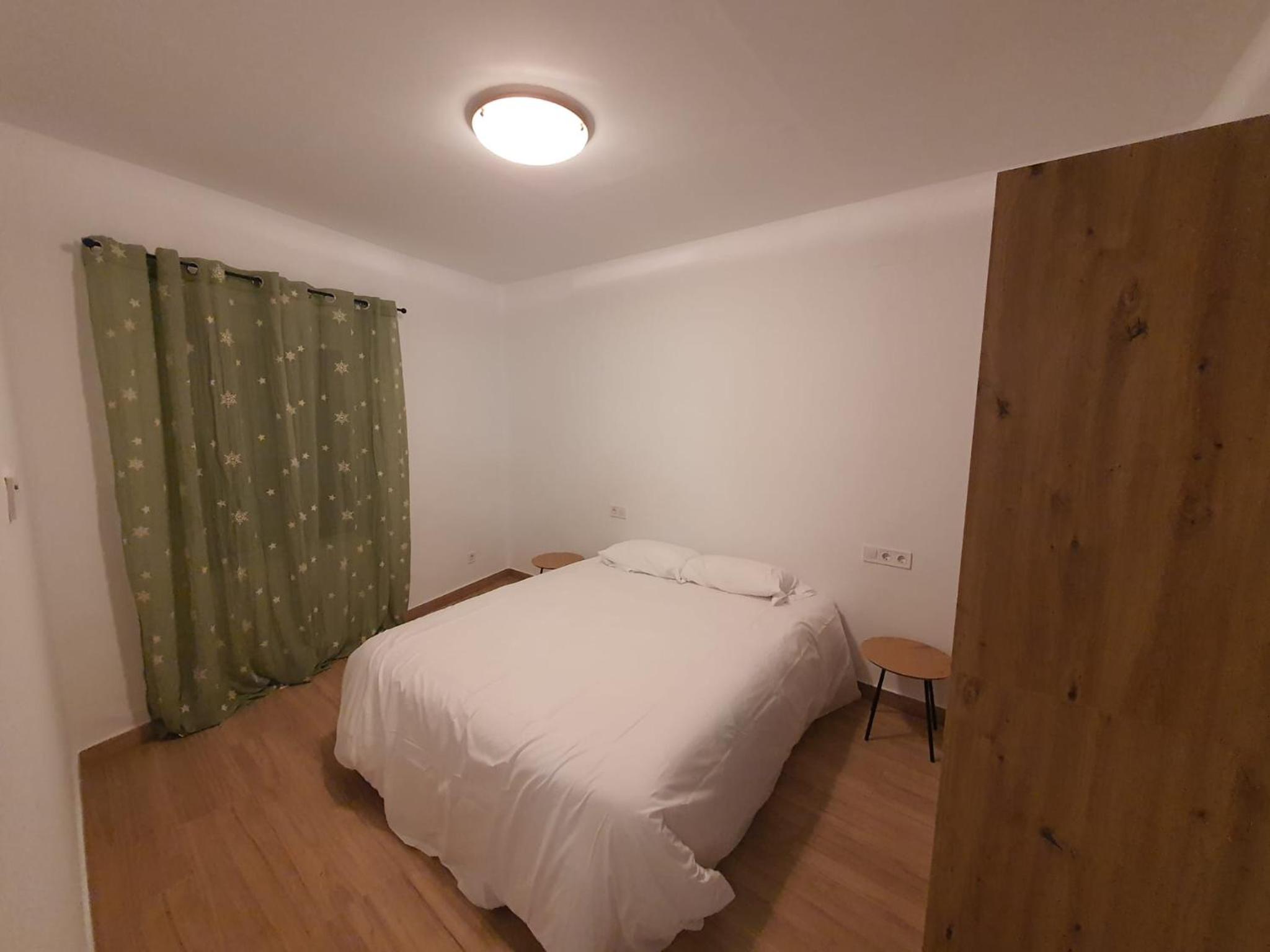 Three-Bedroom House photo 3