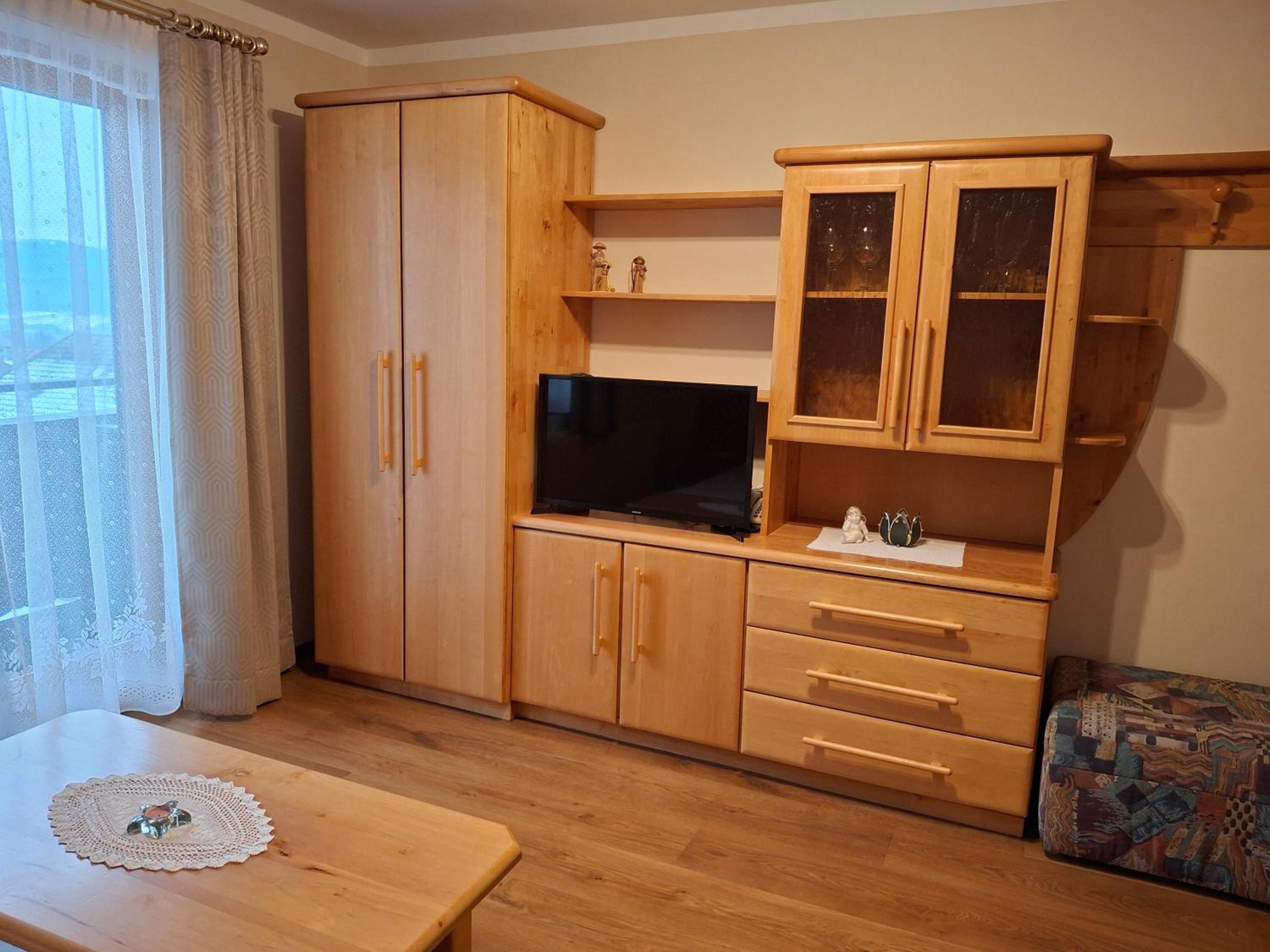 Apartment with Mountain View - Photo 16