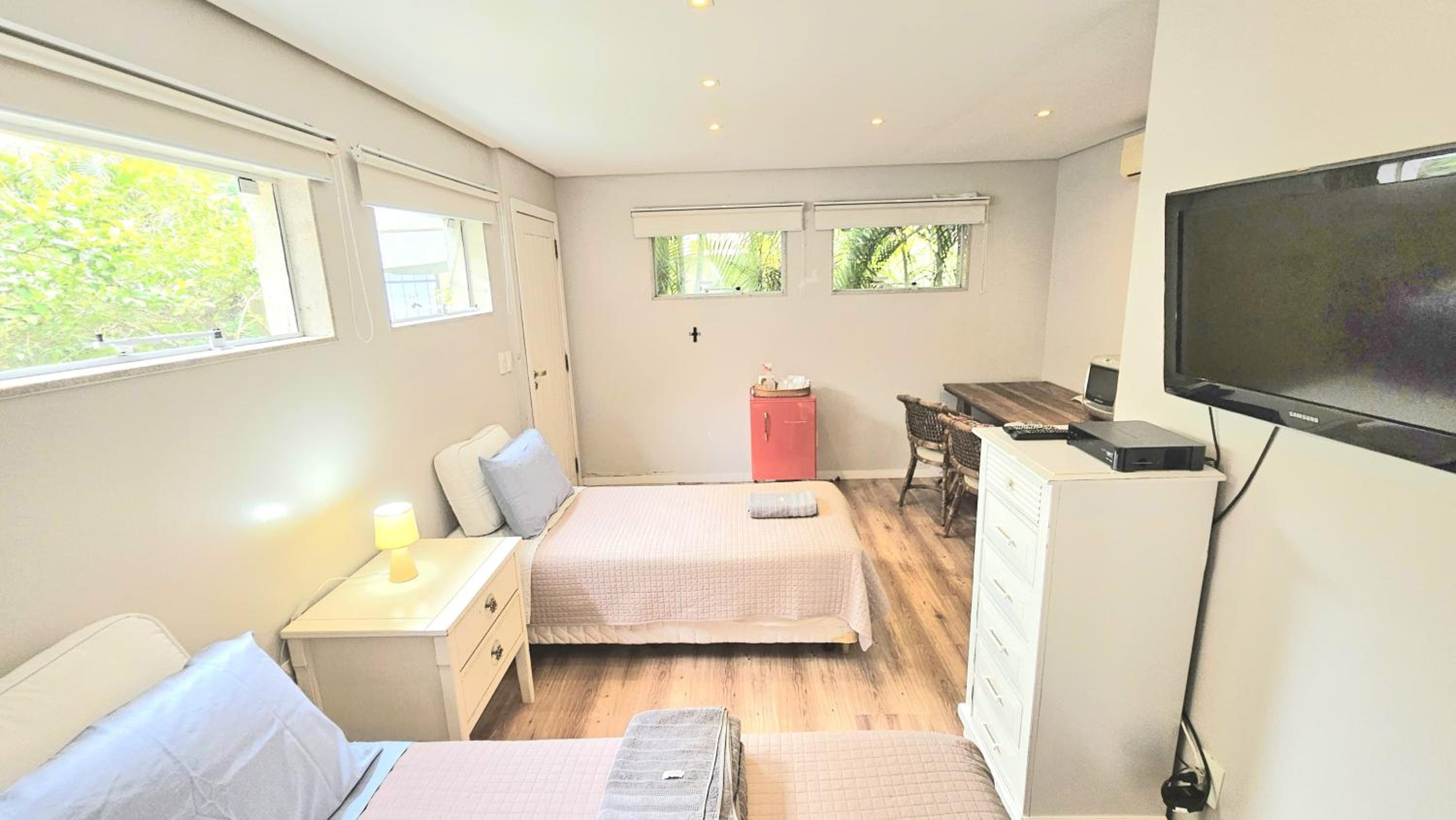 Suite - Photo 6