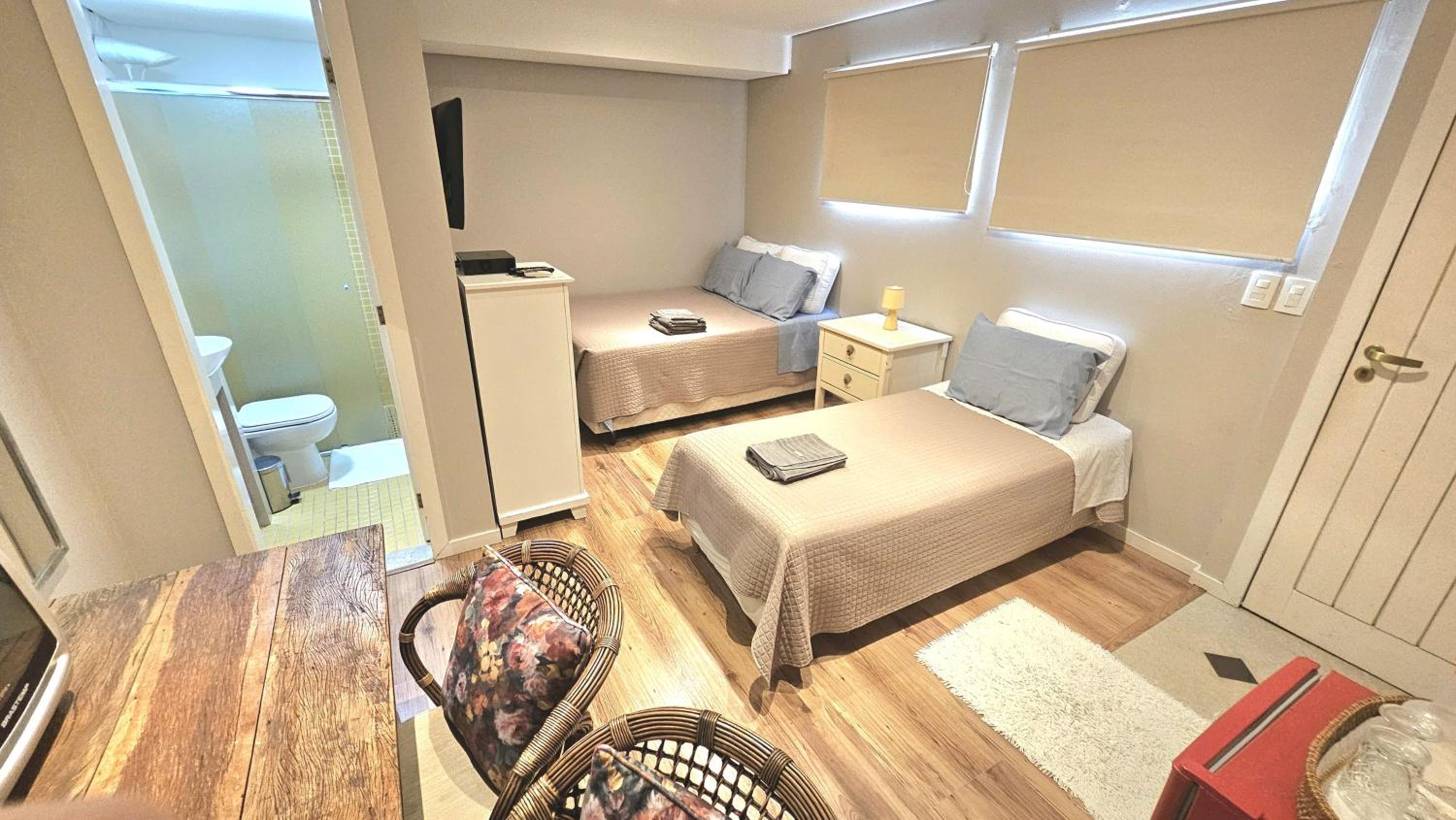 Suite - Photo 4