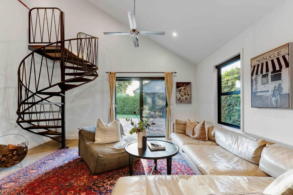 Four-Bedroom House photo 1