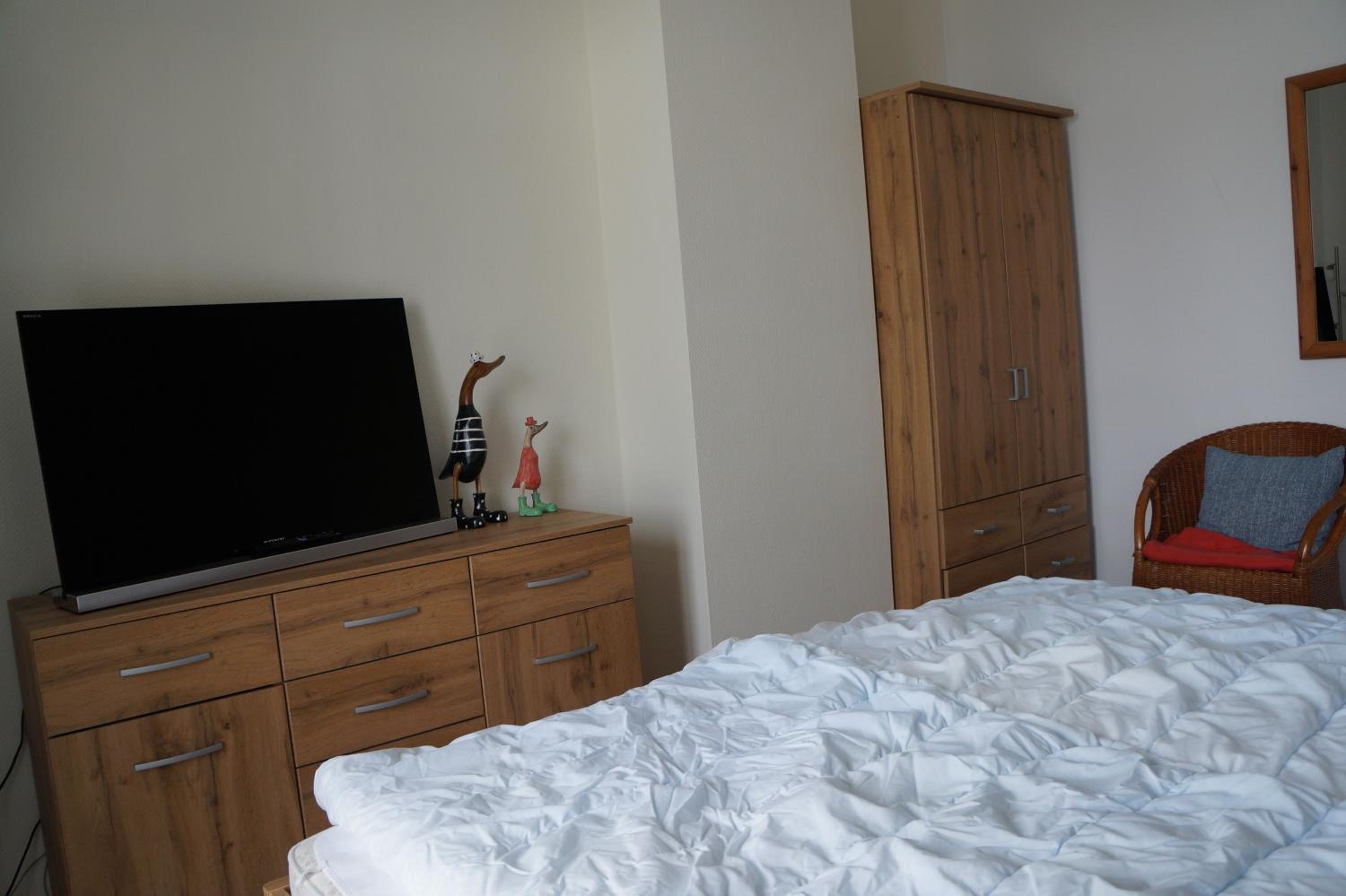 One-Bedroom Apartment with Balcony photo 1
