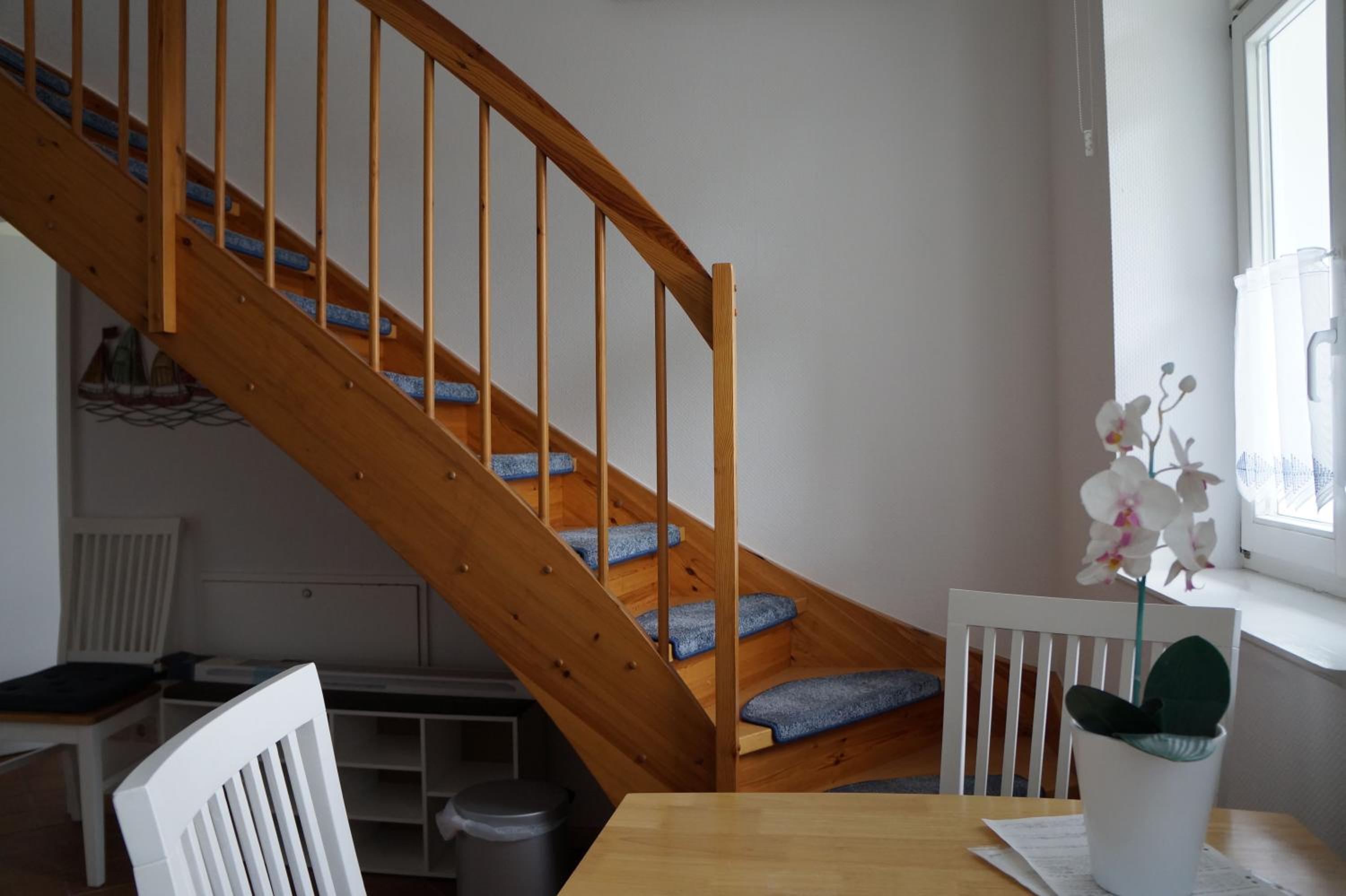 One-Bedroom Apartment with Balcony photo 3