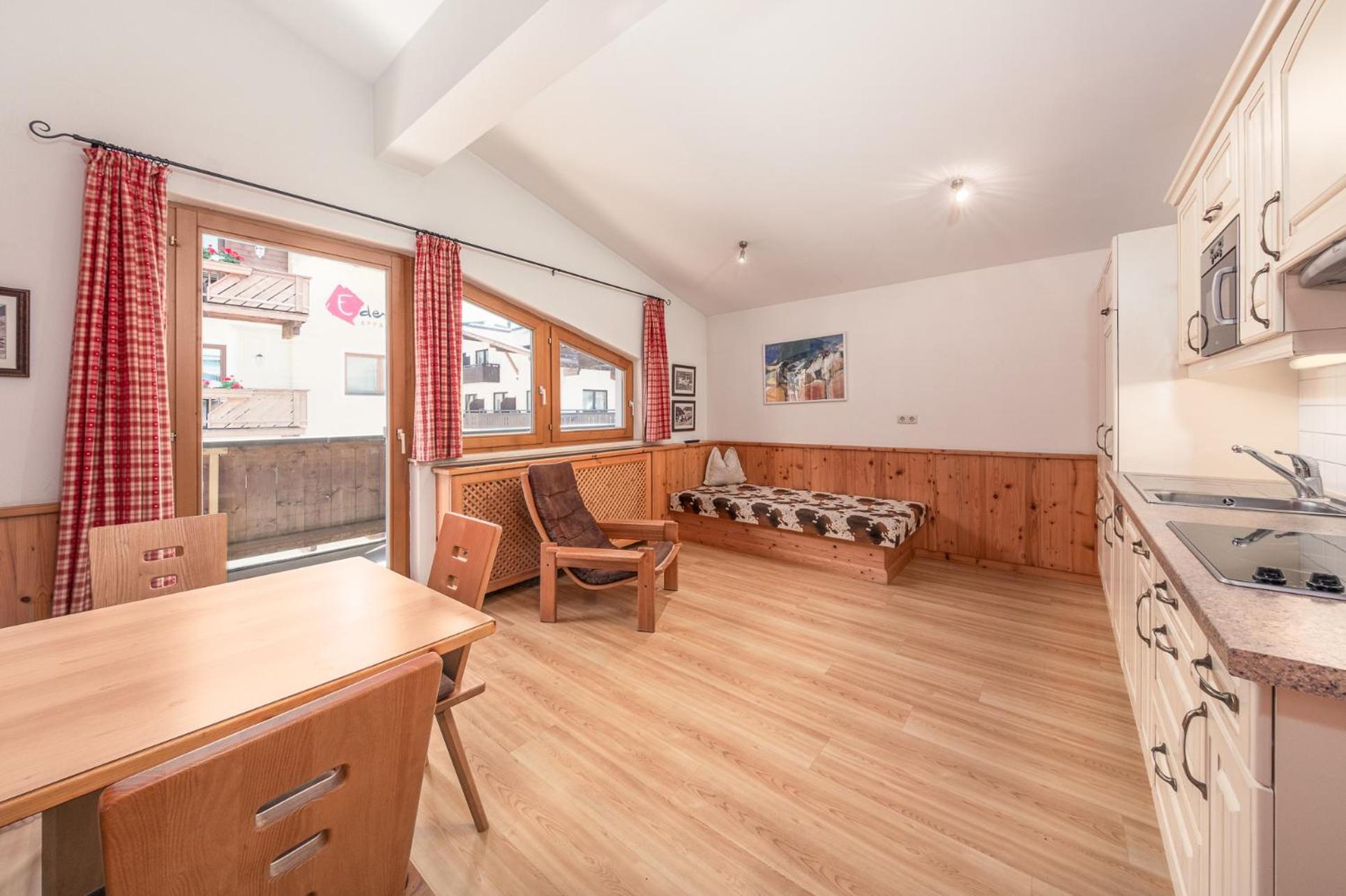 Two-Bedroom Apartment - Photo 2