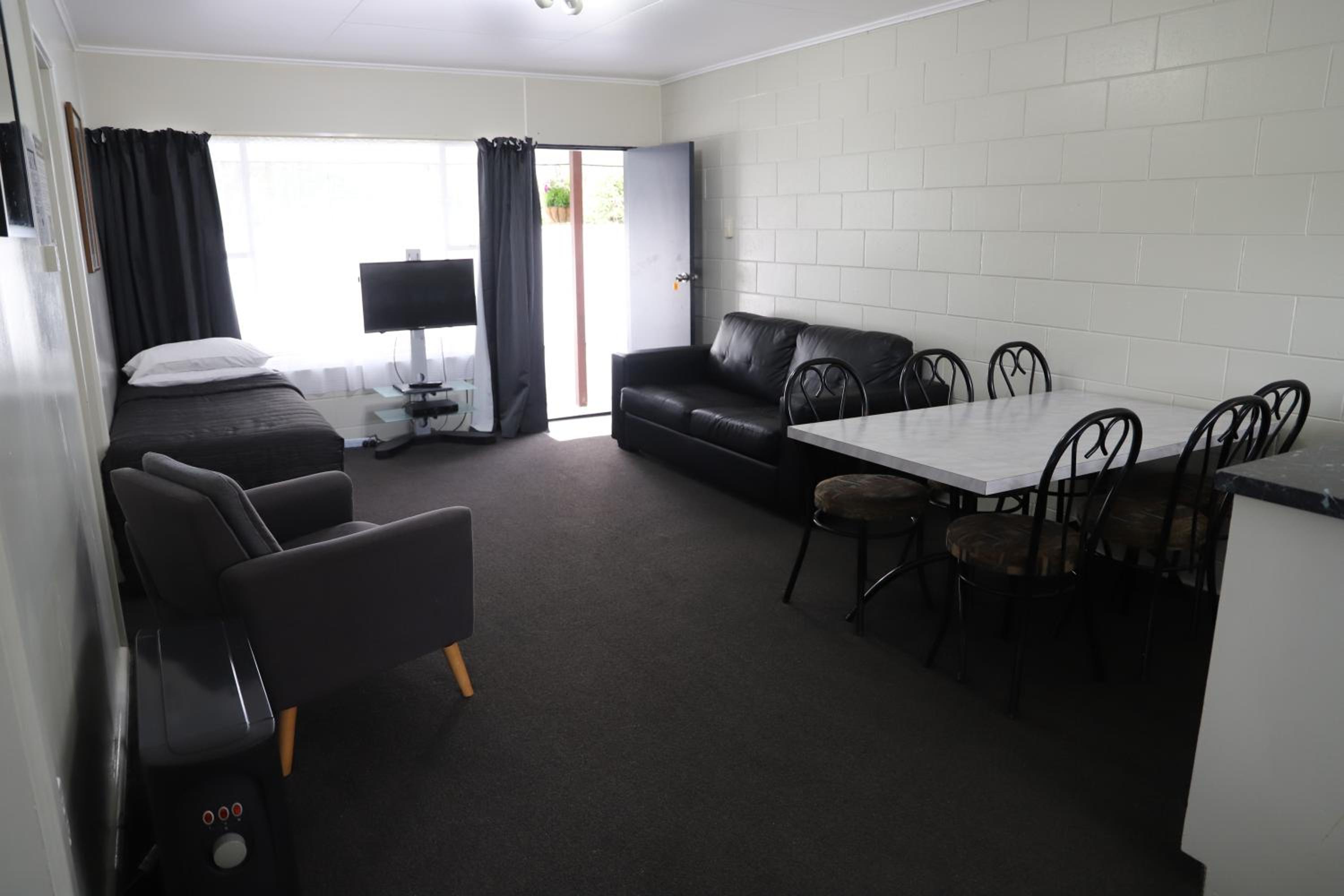 Family Apartment photo 3