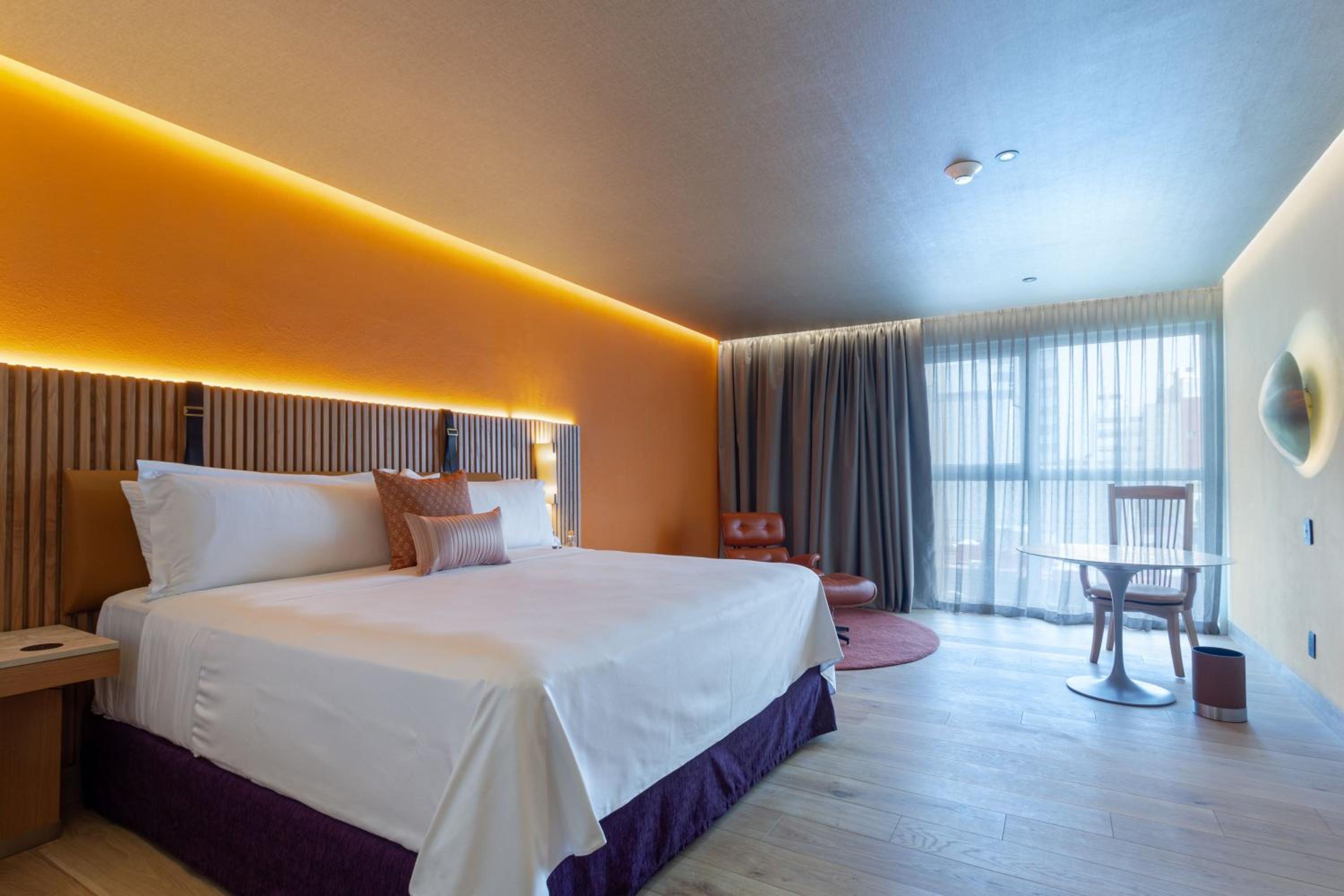 Junior Suite thumbnail 6