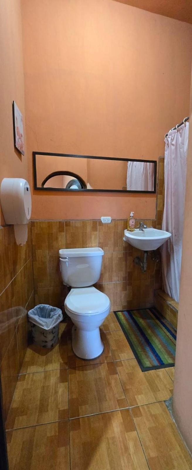 Double Room with Private Bathroom photo 3