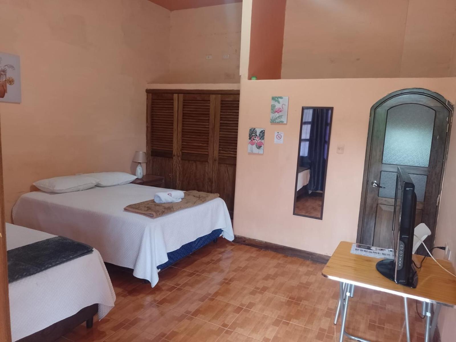 Double Room with Private Bathroom photo 1
