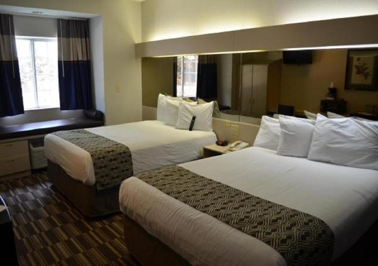 Standard Queen Room - Photo 3