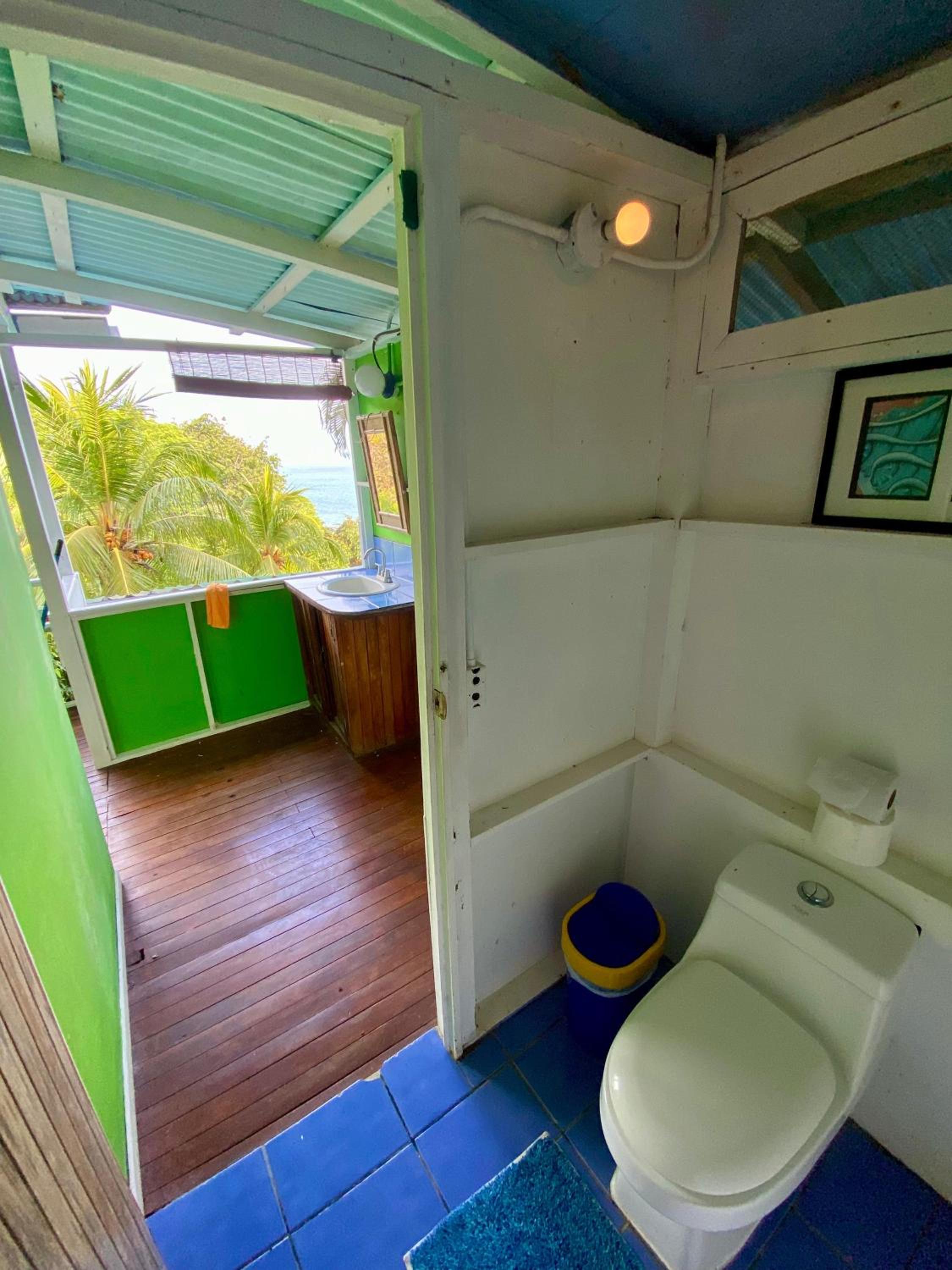 Triple Room with Shared Bathroom photo 2