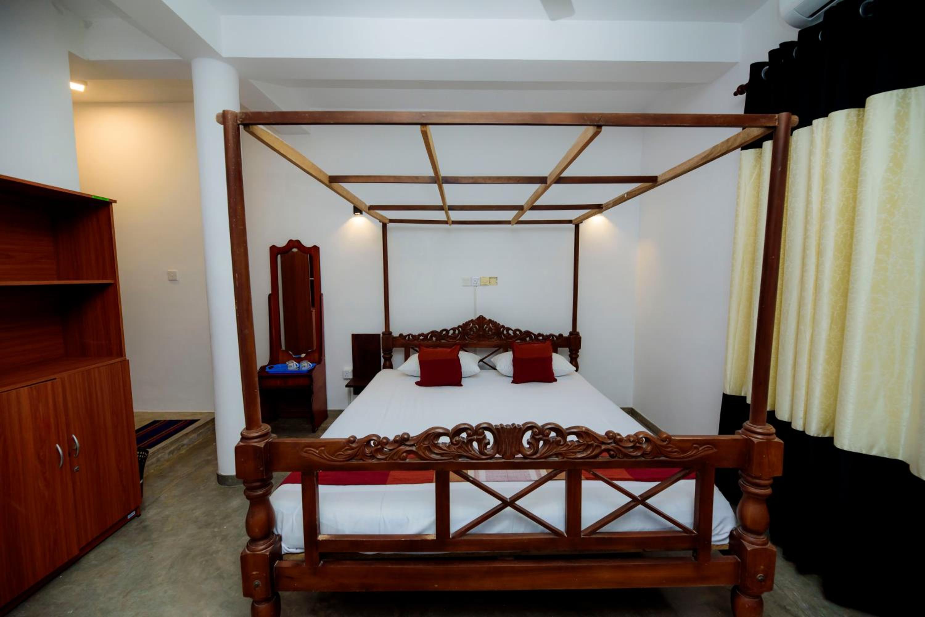 Deluxe Double Room photo 2