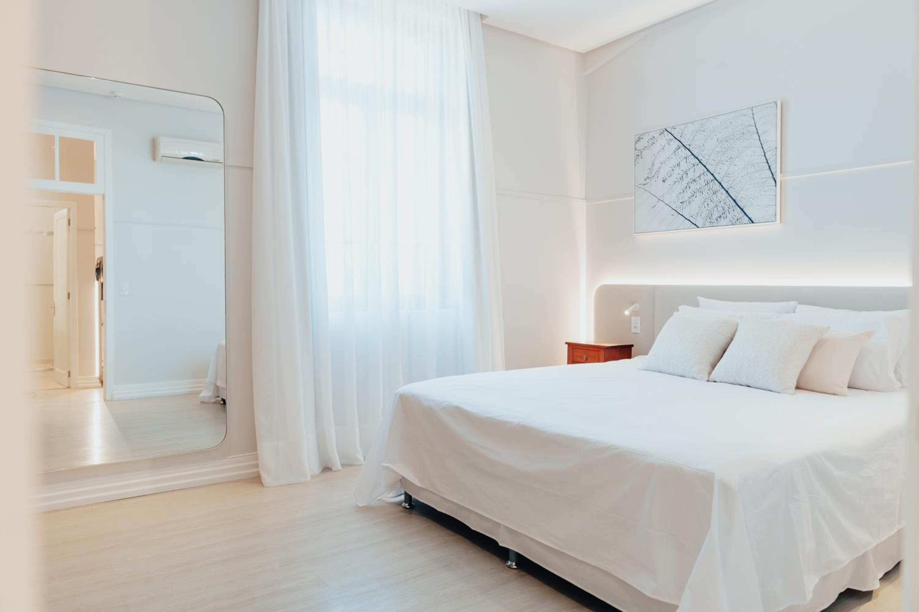 Superior King Suite