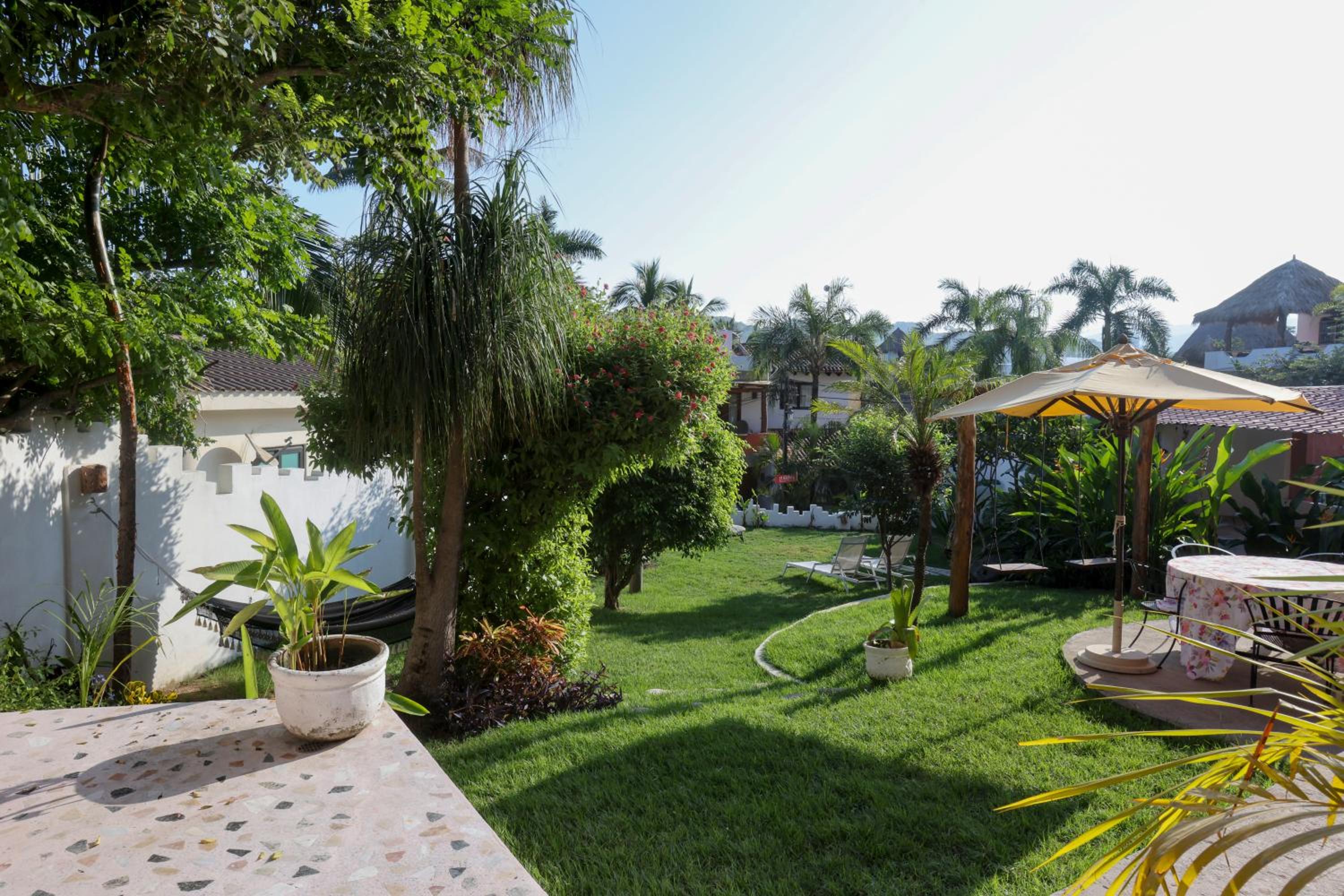 Quadruple Room with Garden View photo 3