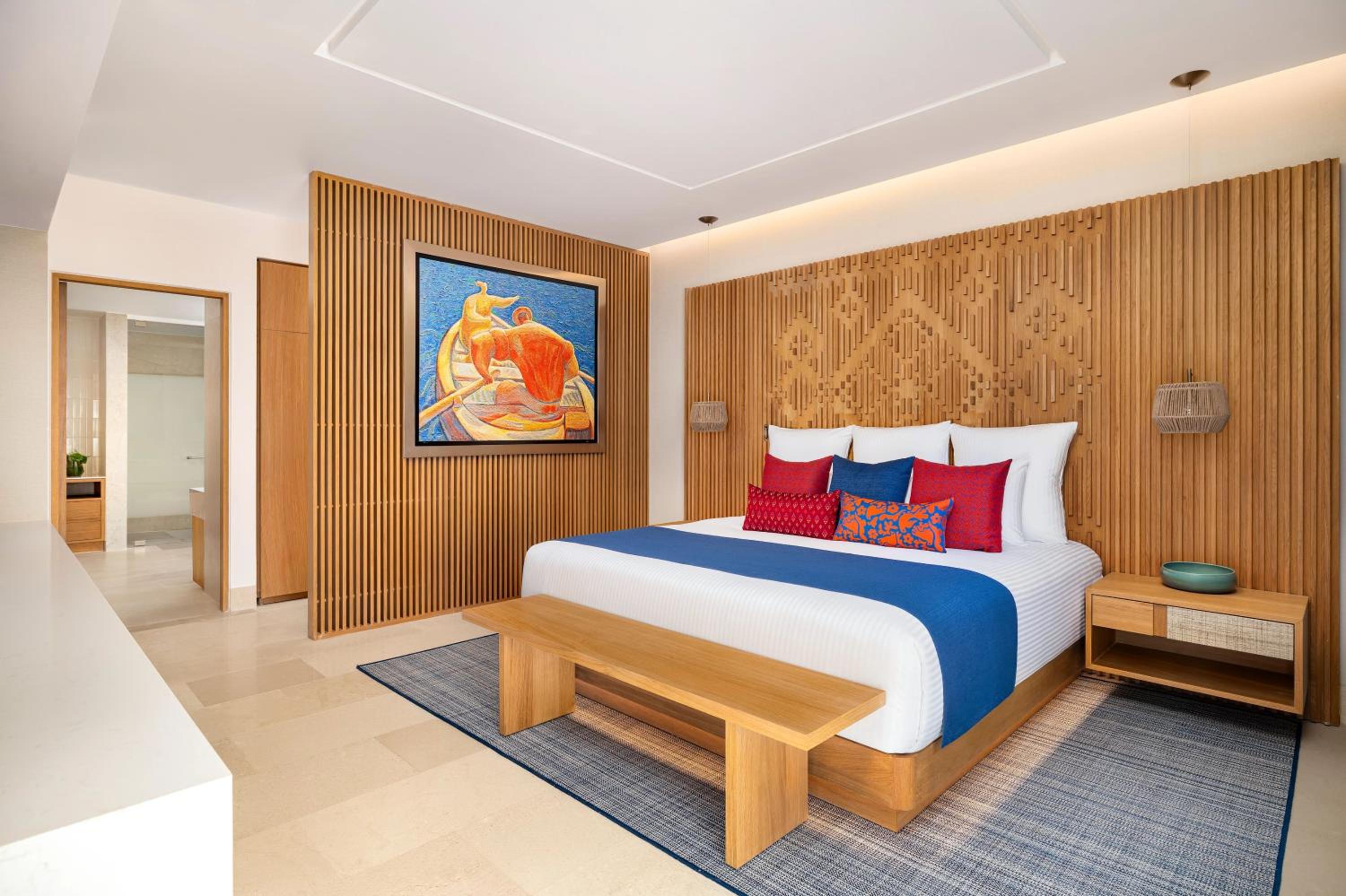 Preferred Club Panoramic Suite Ocean Front