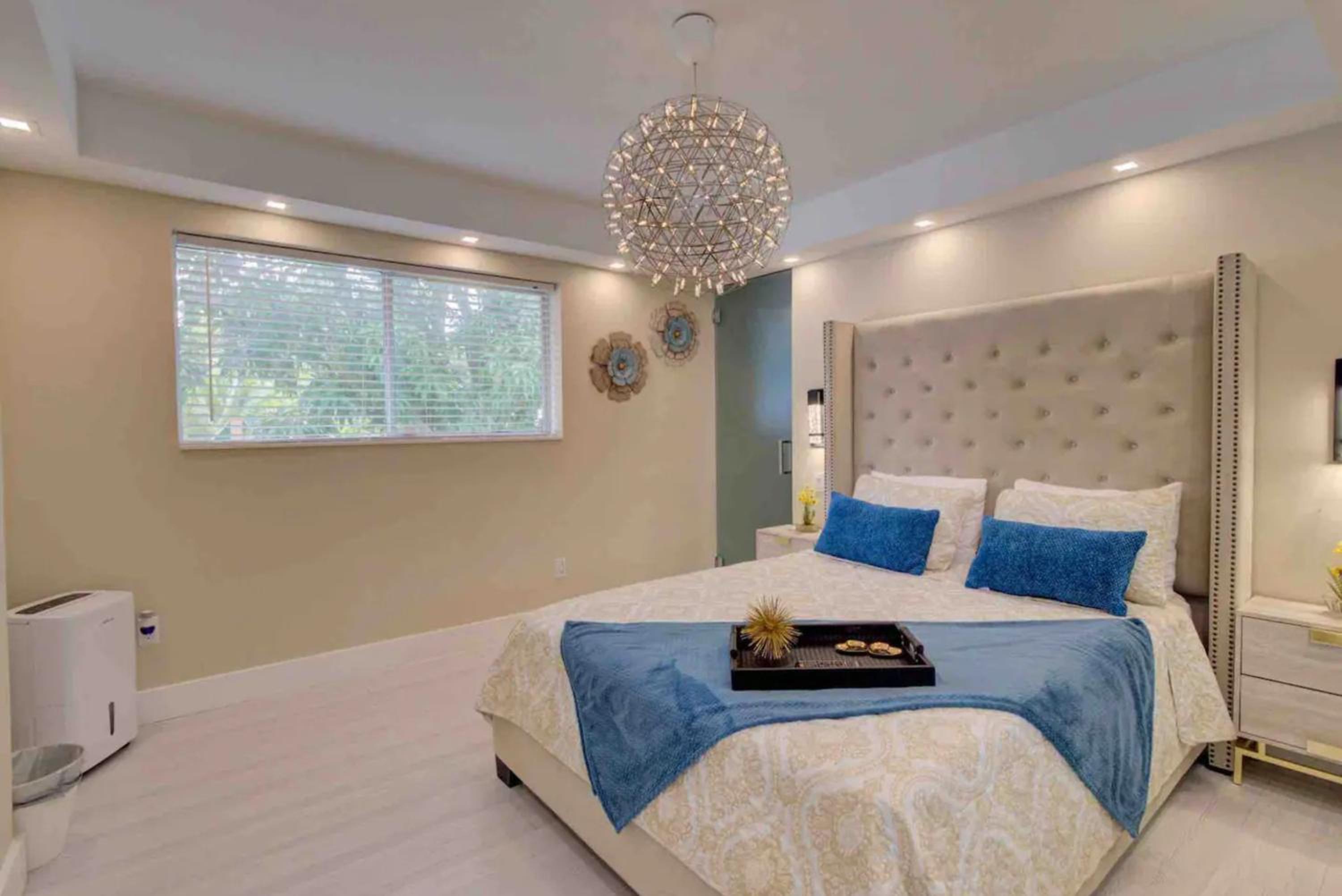 Villa photo 1