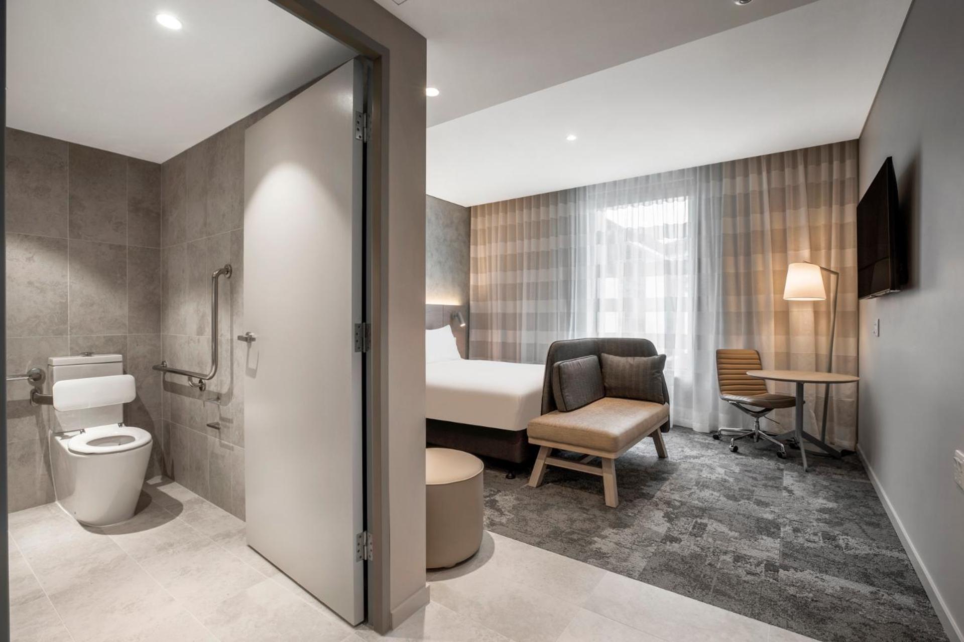 Standard Queen Room - Accessible - Photo 1