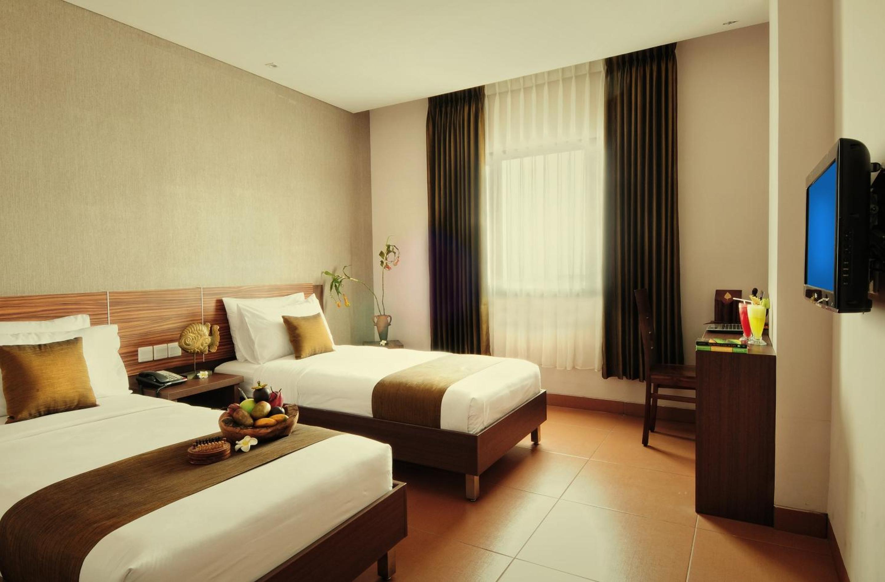 Premier Double or Twin Room - Room Only - Photo 3