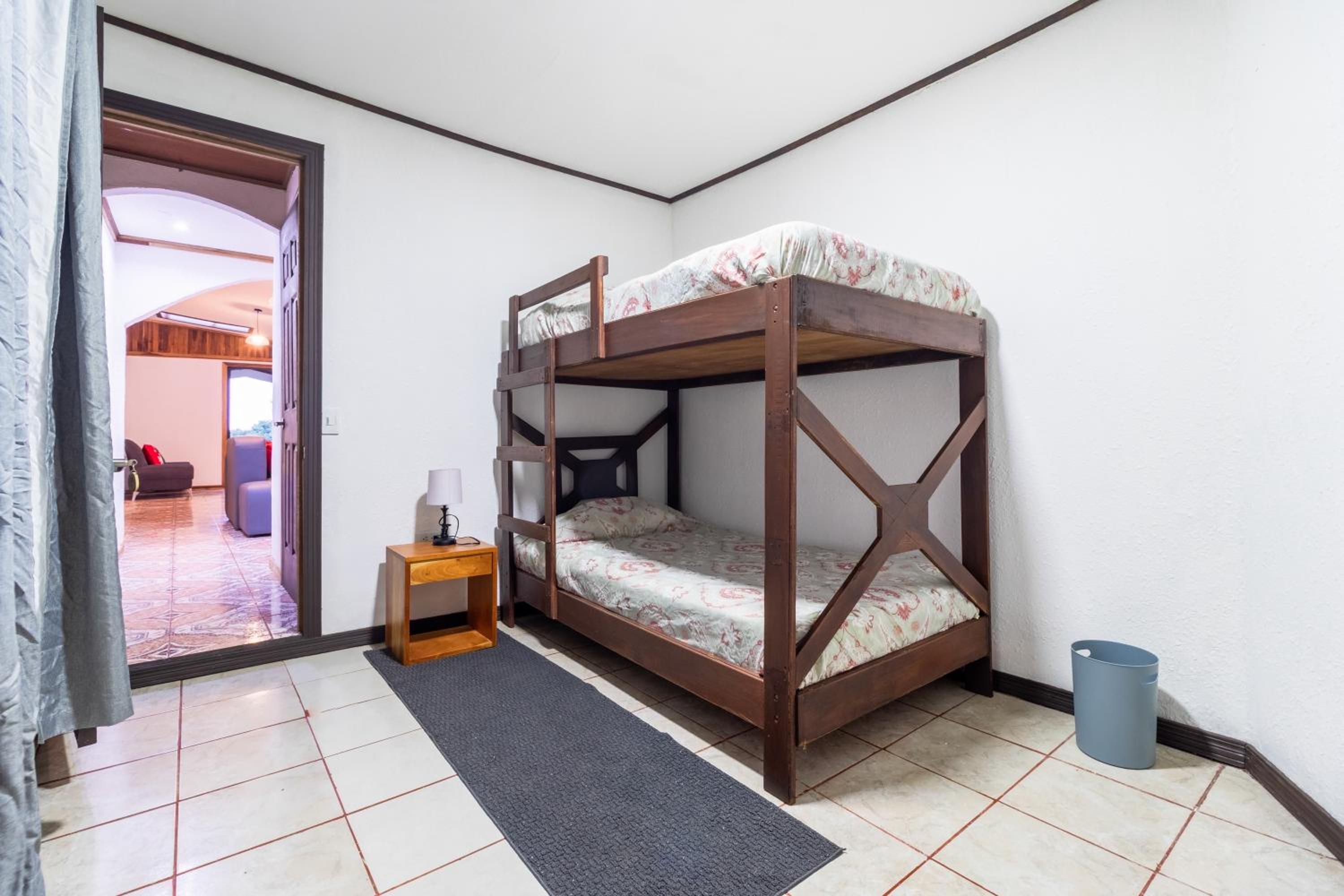 Standard Double Room with Shared Bathroom photo 1
