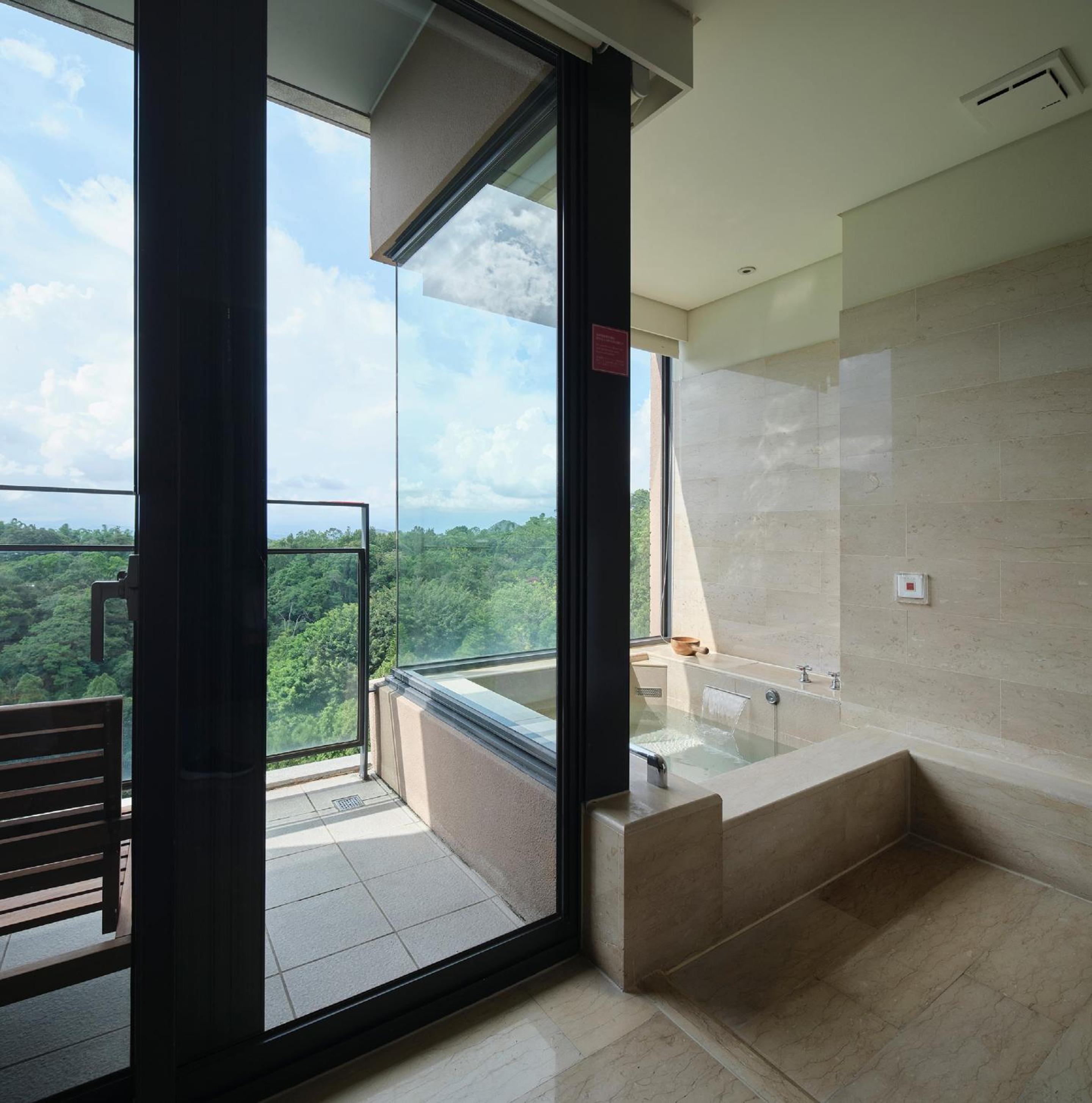 Premier King Mountain View - Photo 2