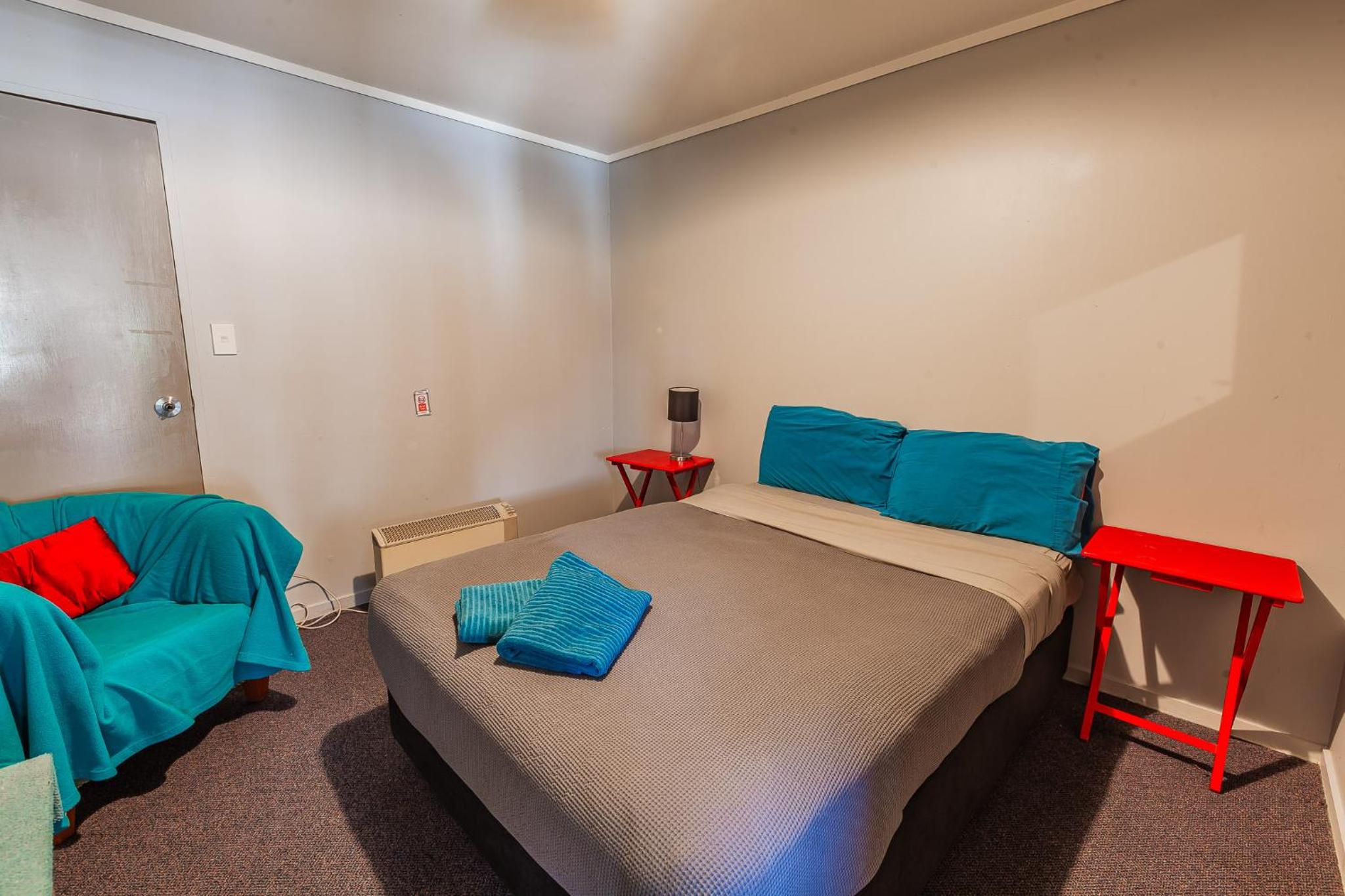 Standard Double Room - Photo 7
