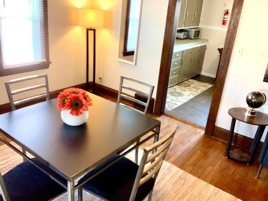 Two-Bedroom Apartment photo 3