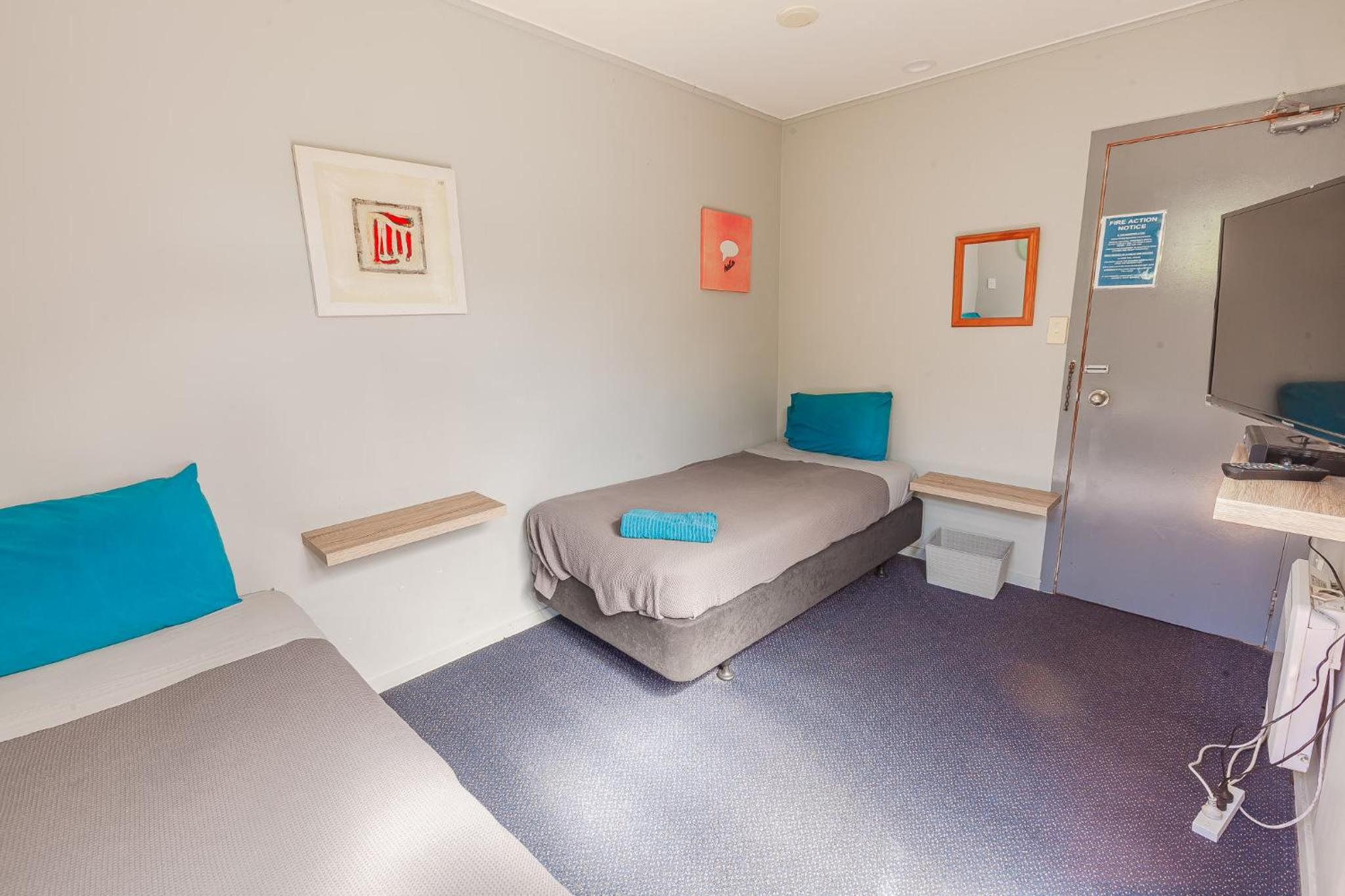 Superior Twin Room - Photo 6