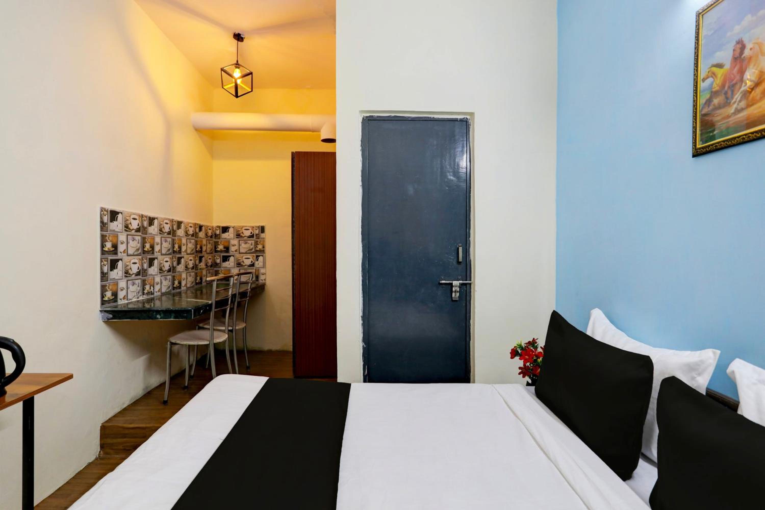 Classic Triple Room