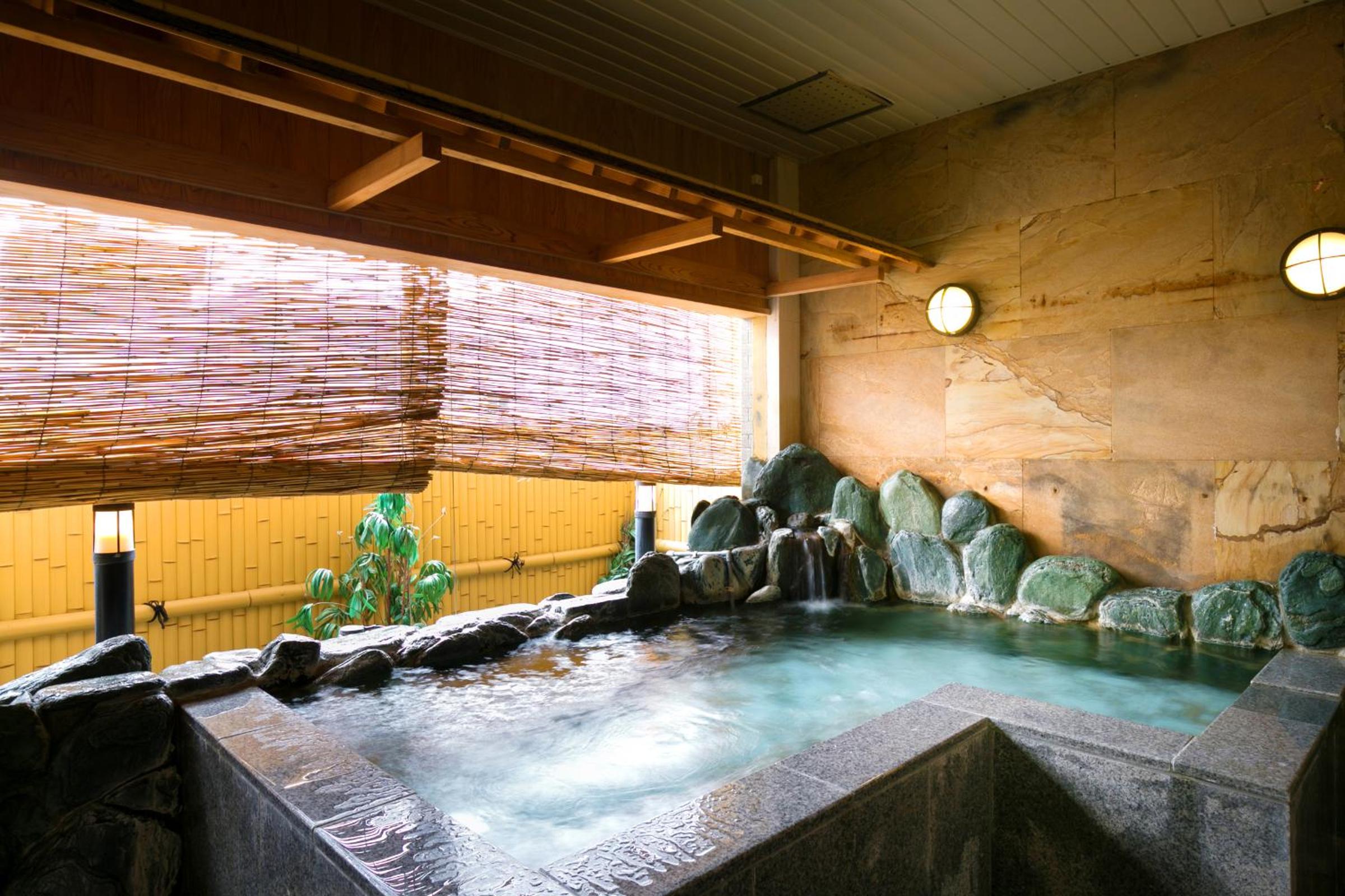 Japanese-Style Quadruple Room photo 3