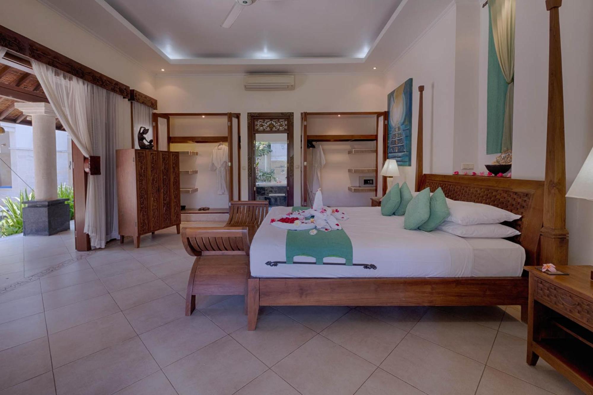 Four-Bedroom Villa with Private Pool and Garden View (2 minutes walk from beach) - Photo 87