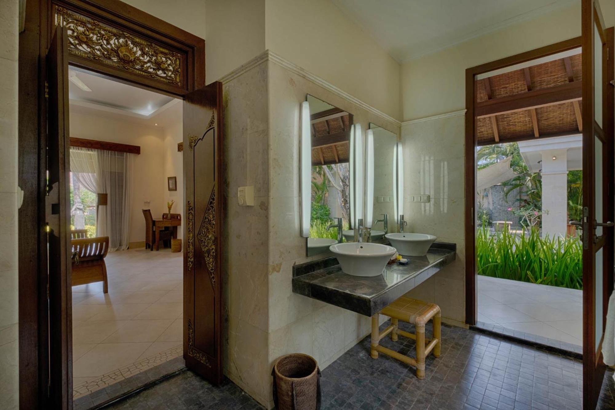 Four-Bedroom Villa with Private Pool and Garden View (2 minutes walk from beach) - Photo 78