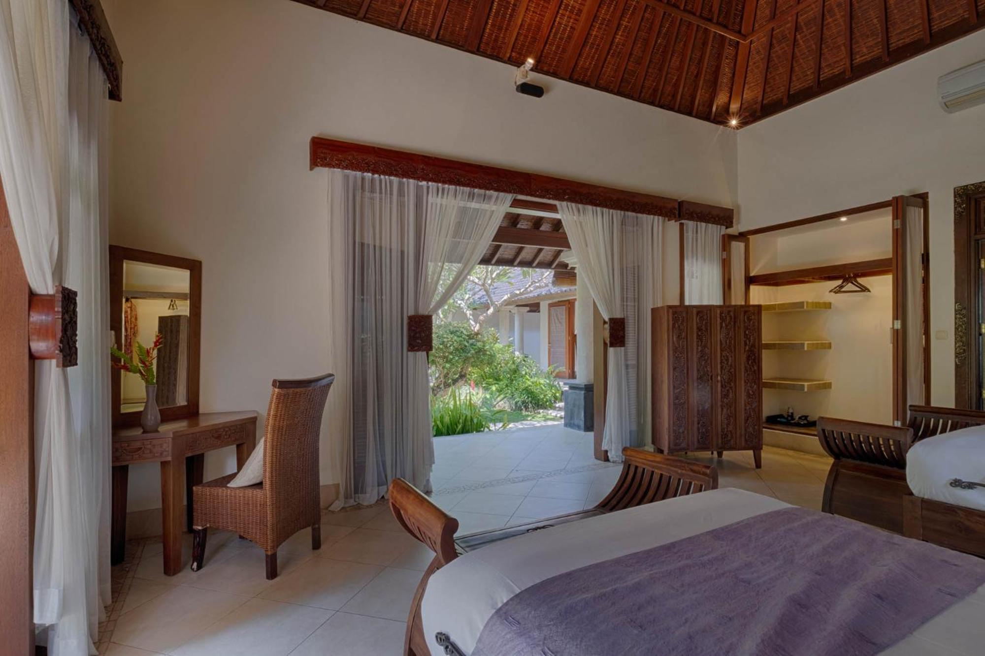 Four-Bedroom Villa with Private Pool and Garden View (2 minutes walk from beach) - Photo 72