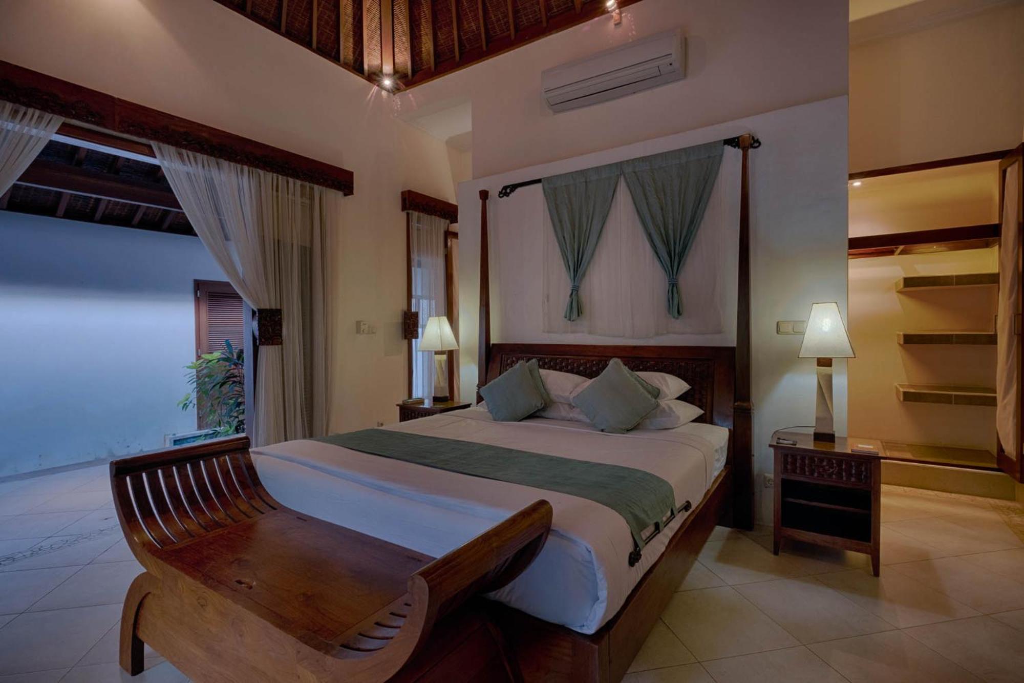 Four-Bedroom Villa with Private Pool and Garden View (2 minutes walk from beach) - Photo 71