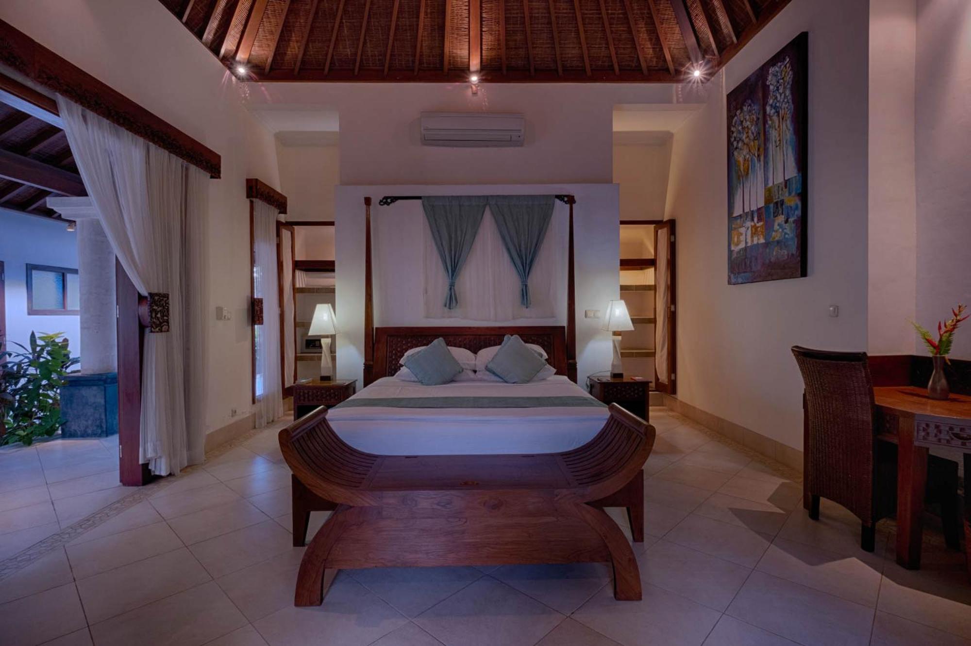 Four-Bedroom Villa with Private Pool and Garden View (2 minutes walk from beach) - Photo 66