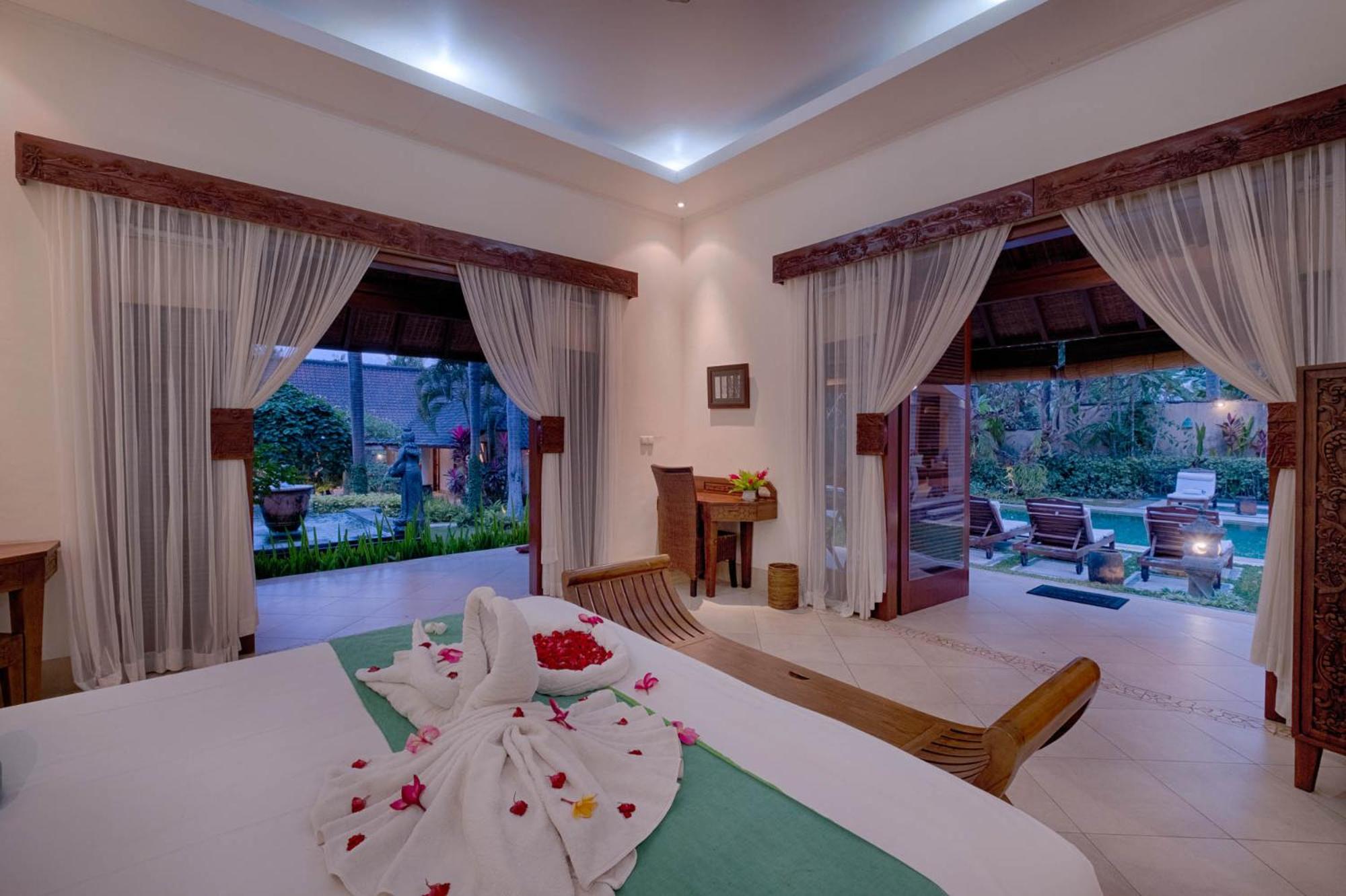 Four-Bedroom Villa with Private Pool and Garden View (2 minutes walk from beach) - Photo 55