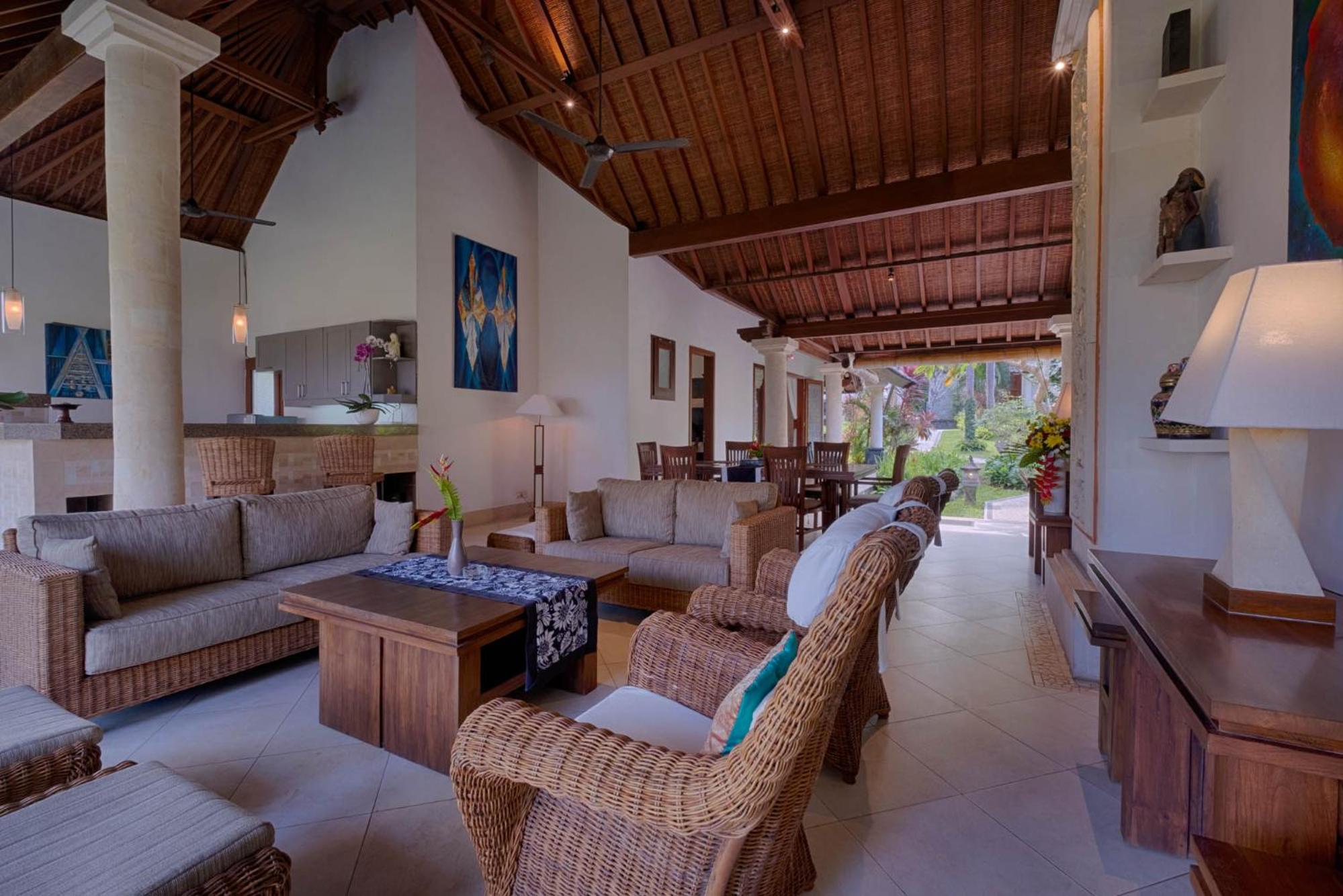 Four-Bedroom Villa with Private Pool and Garden View (2 minutes walk from beach) - Photo 42