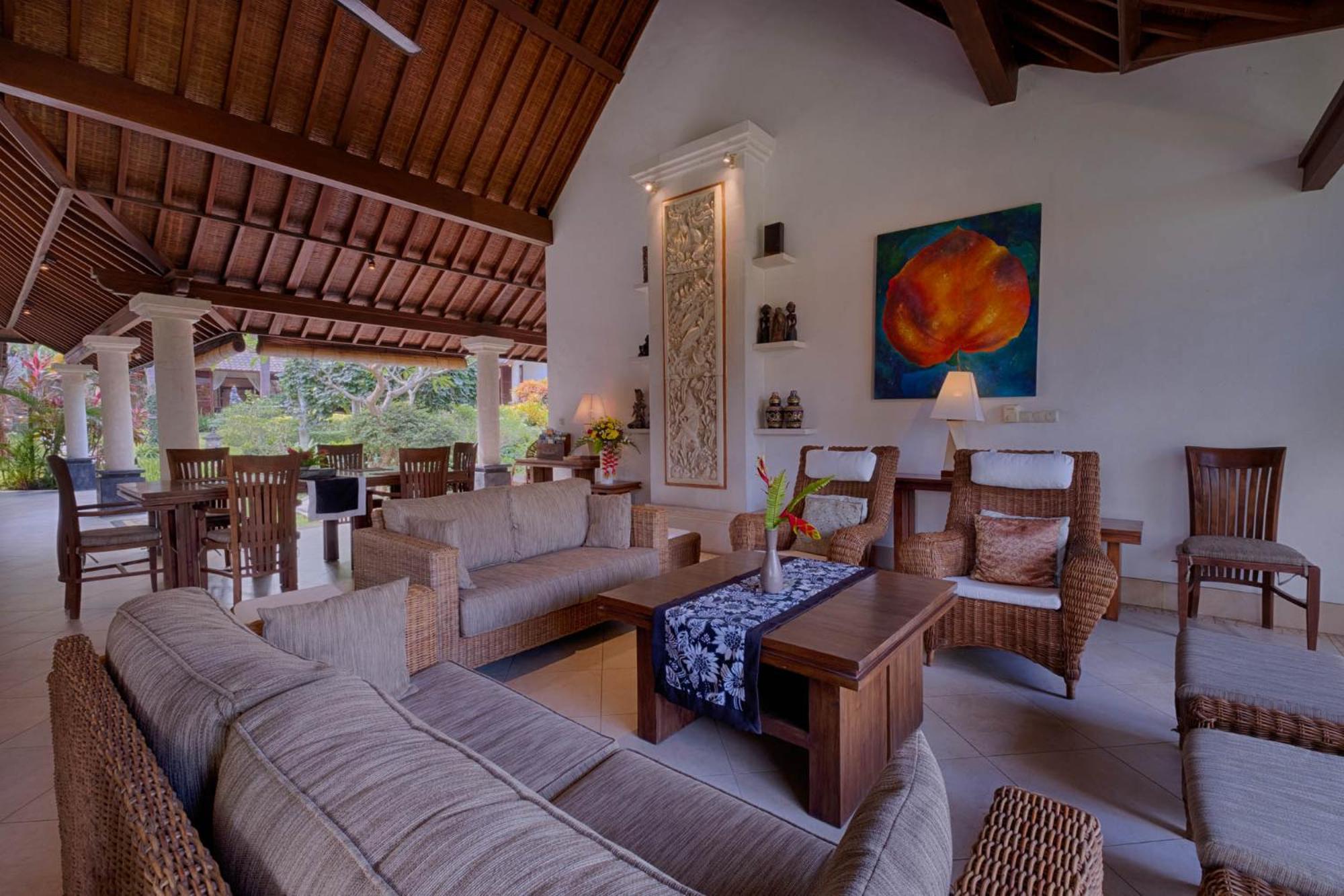 Four-Bedroom Villa with Private Pool and Garden View (2 minutes walk from beach) - Photo 46