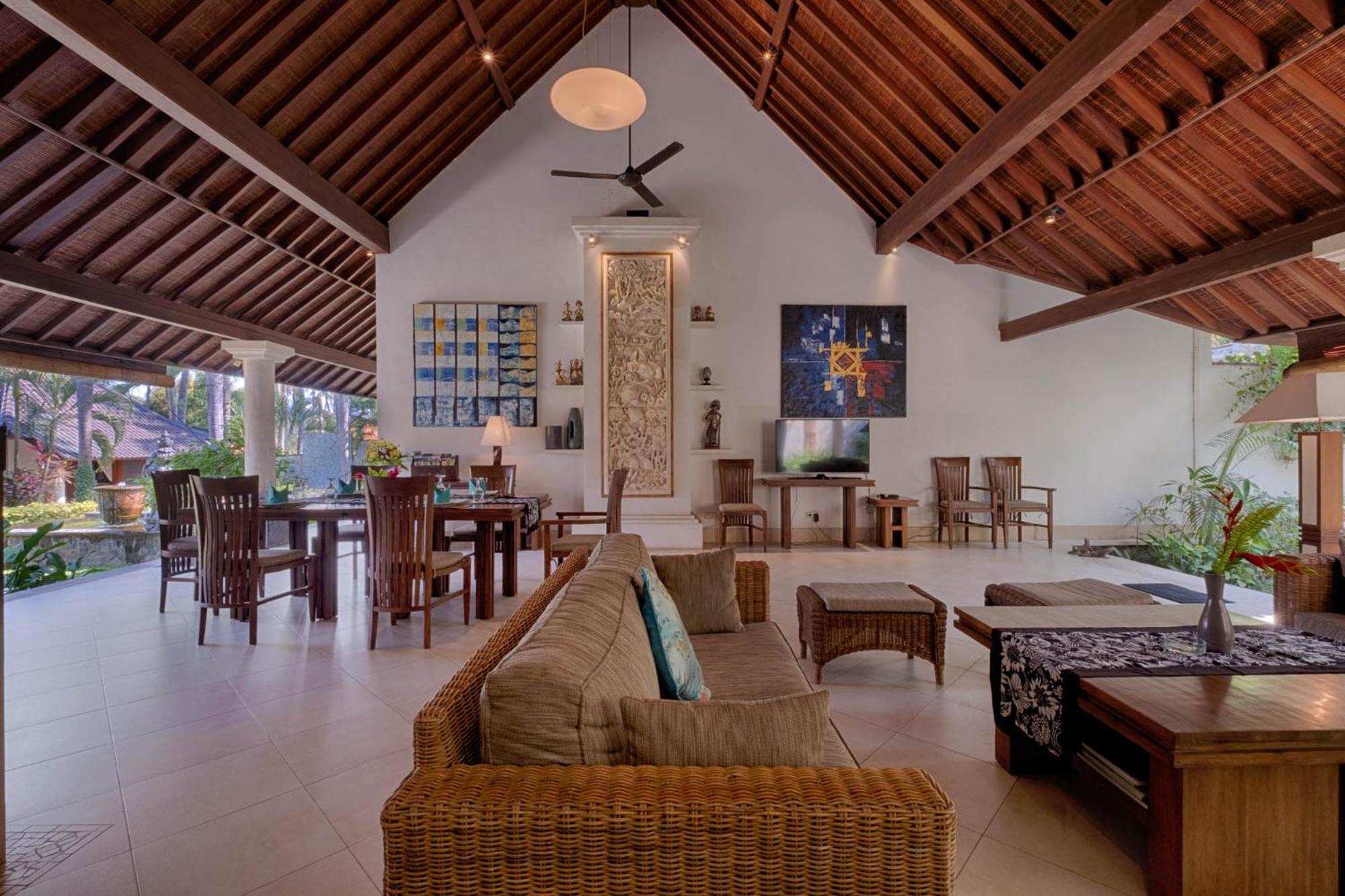 Four-Bedroom Villa with Private Pool and Garden View (2 minutes walk from beach) - Photo 51