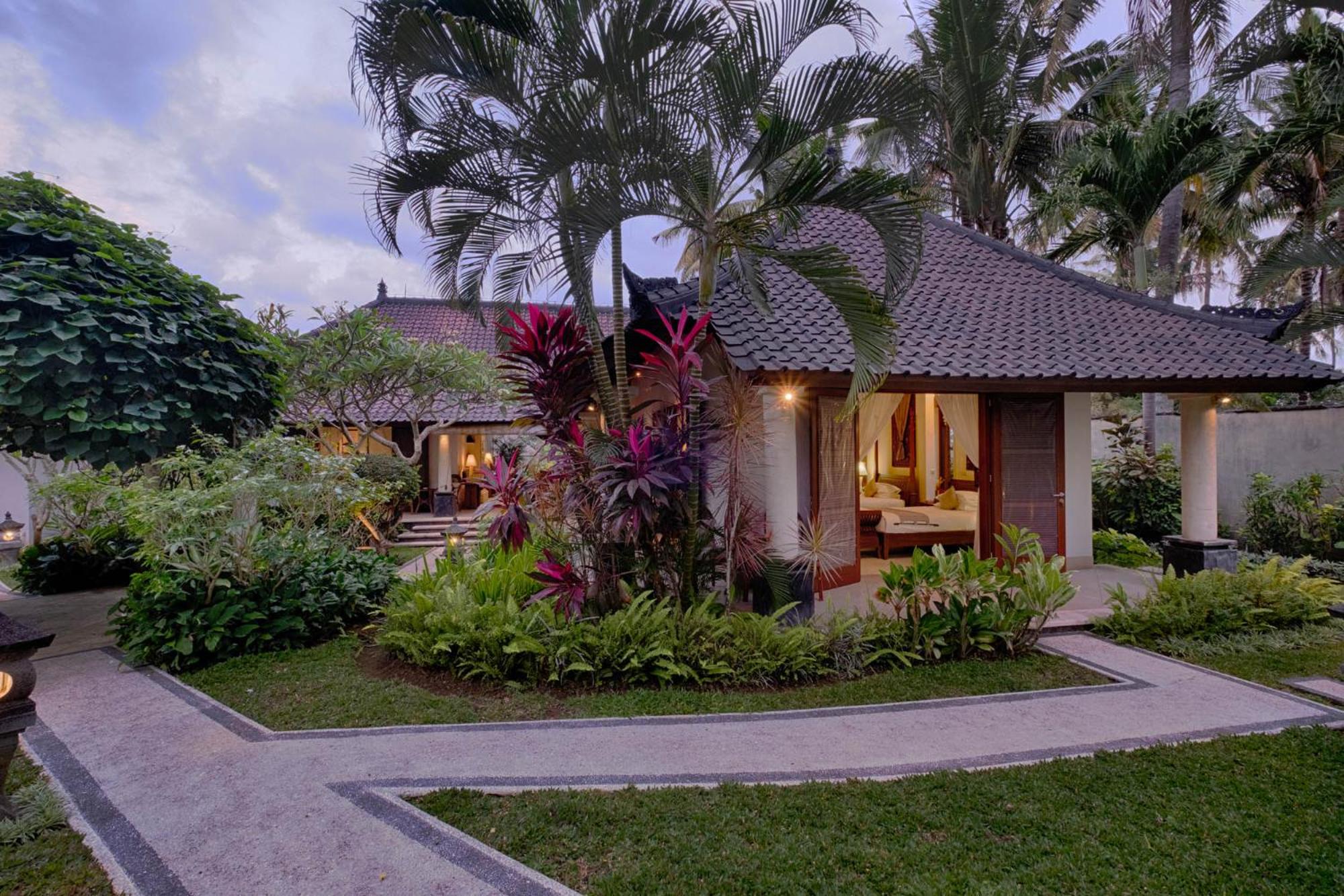 Four-Bedroom Villa with Private Pool and Garden View (2 minutes walk from beach) - Photo 37