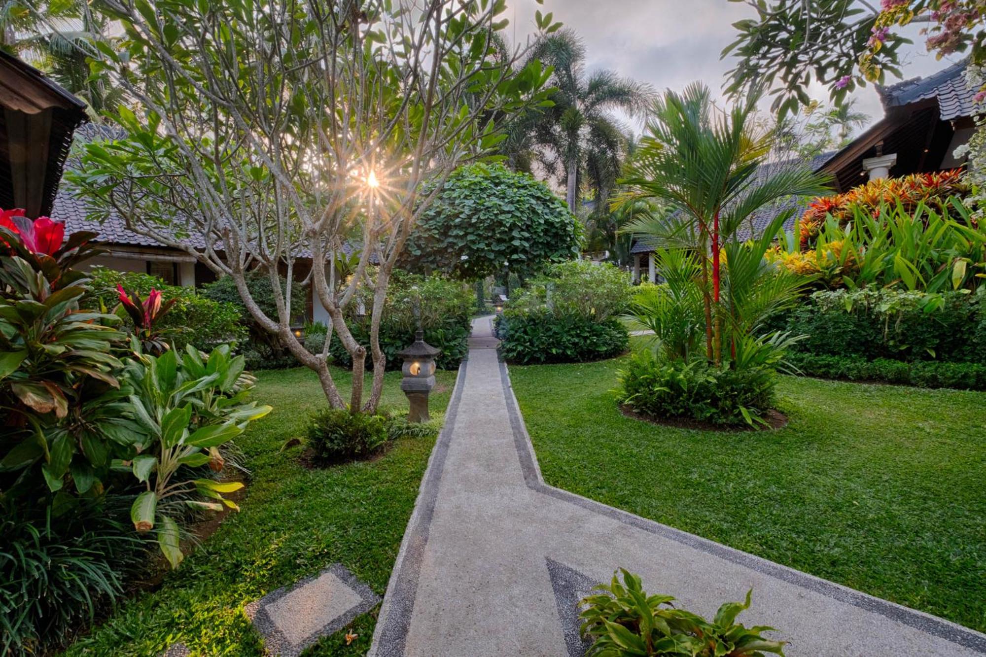 Four-Bedroom Villa with Private Pool and Garden View (2 minutes walk from beach) - Photo 20