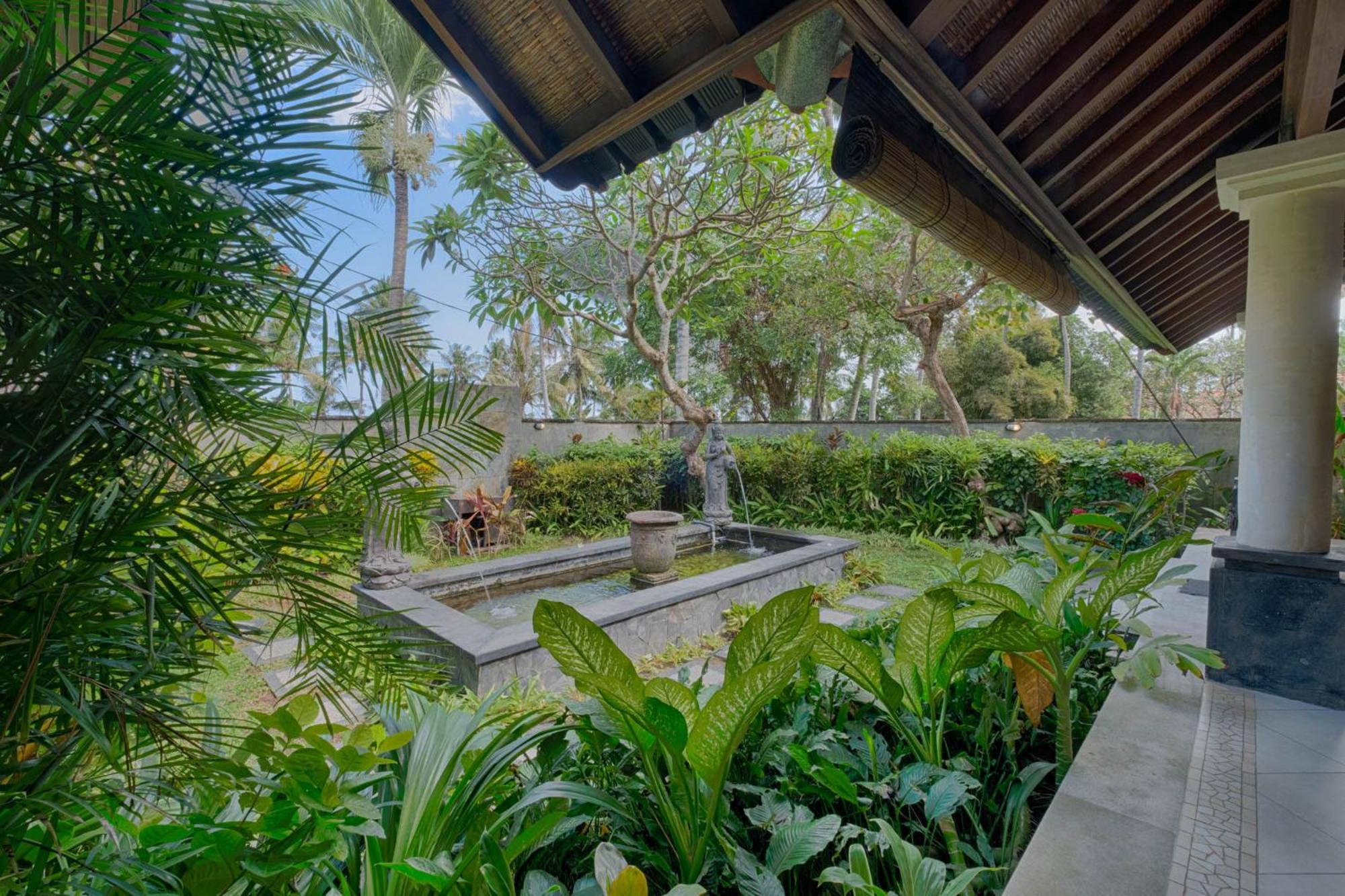 Four-Bedroom Villa with Private Pool and Garden View (2 minutes walk from beach) - Photo 39