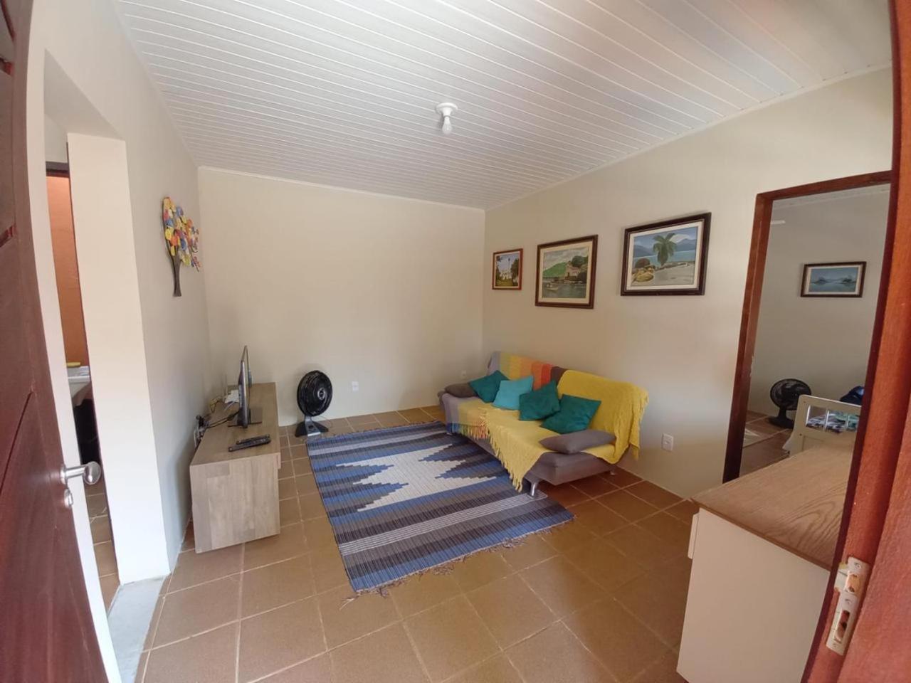 One-Bedroom House photo 1