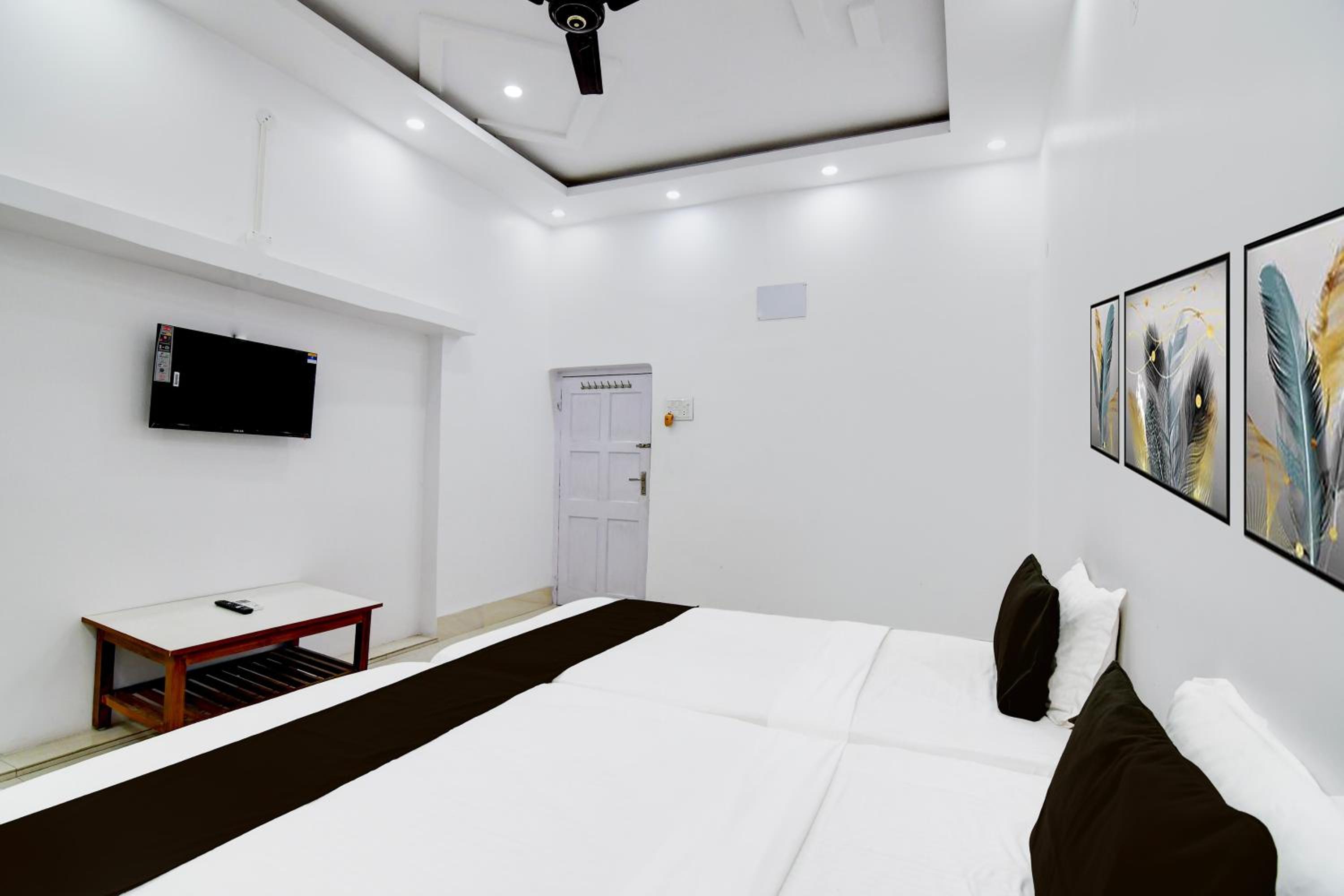 Standard Double Room photo 2