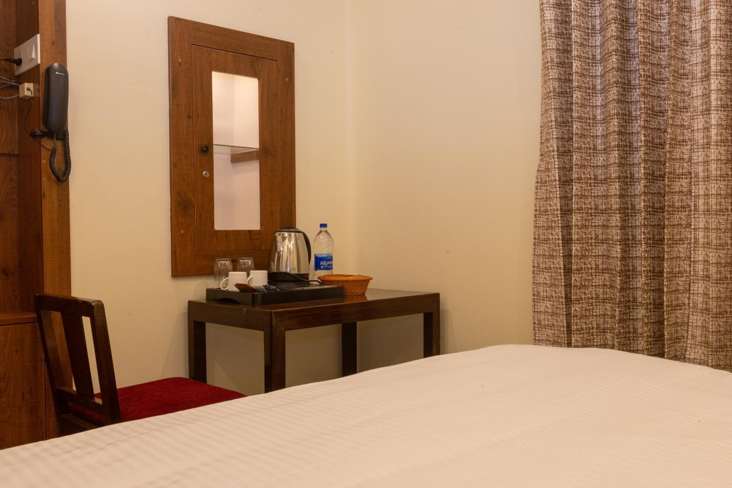 Double Room - Photo 2